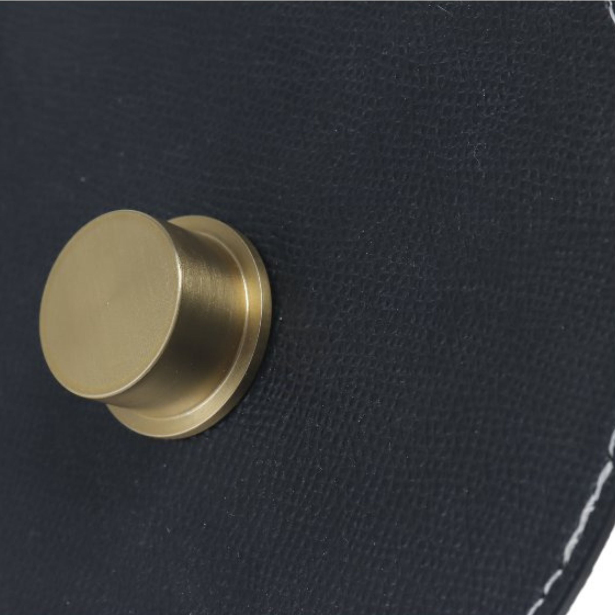 GREY & ANQITUE BRASS ROUND STORAGE BOX- S DH201268BS - Decorative Boxes - ebarza Furniture UAE | Shop Modern Furniture in Abu Dhabi & Dubai - مفروشات ايبازرا في الامارات | تسوق اثاث عصري وديكورات مميزة في دبي وابوظبي