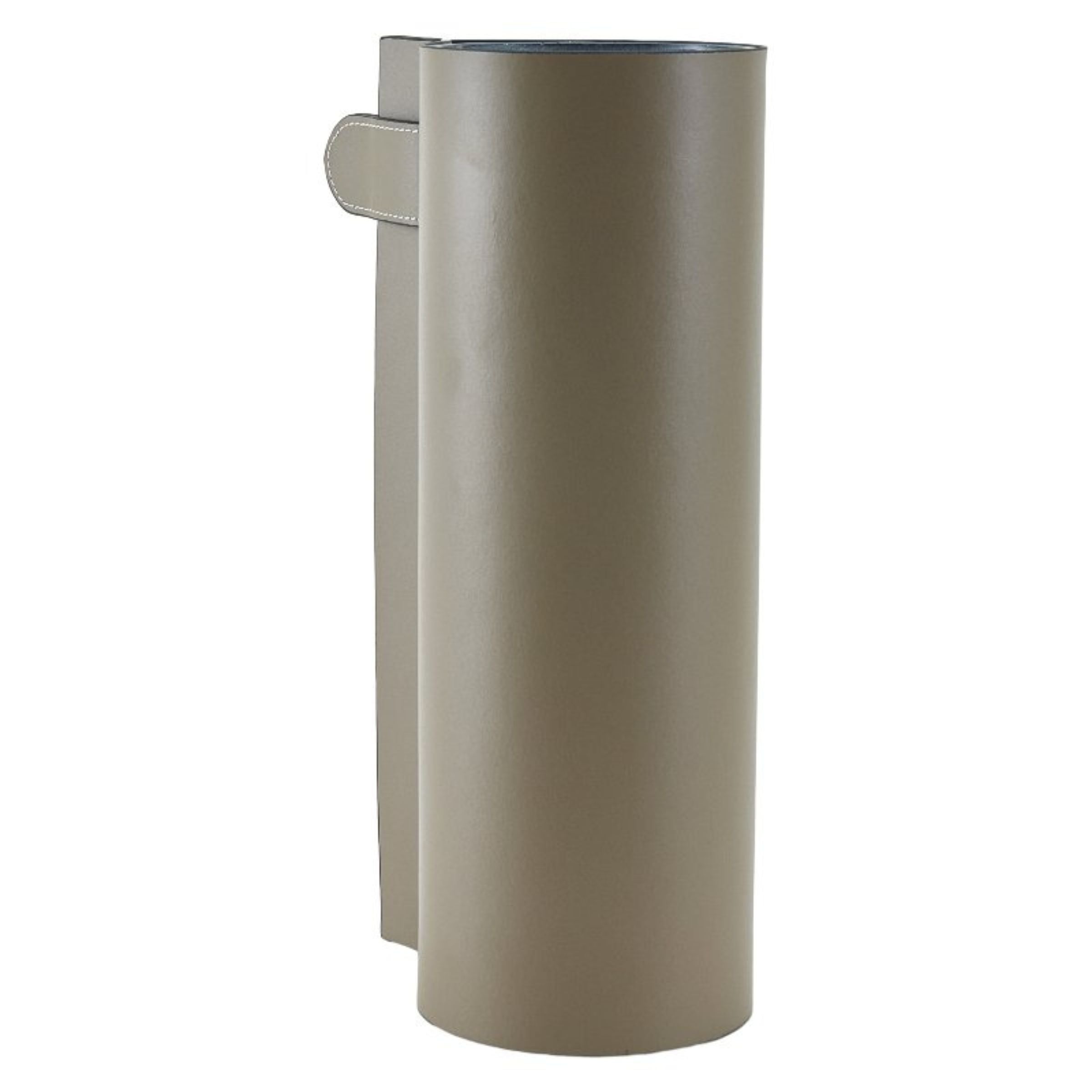 KHAKI FLOWER VASE- L DP201200DL - Vases - ebarza Furniture UAE | Shop Modern Furniture in Abu Dhabi & Dubai - مفروشات ايبازرا في الامارات | تسوق اثاث عصري وديكورات مميزة في دبي وابوظبي