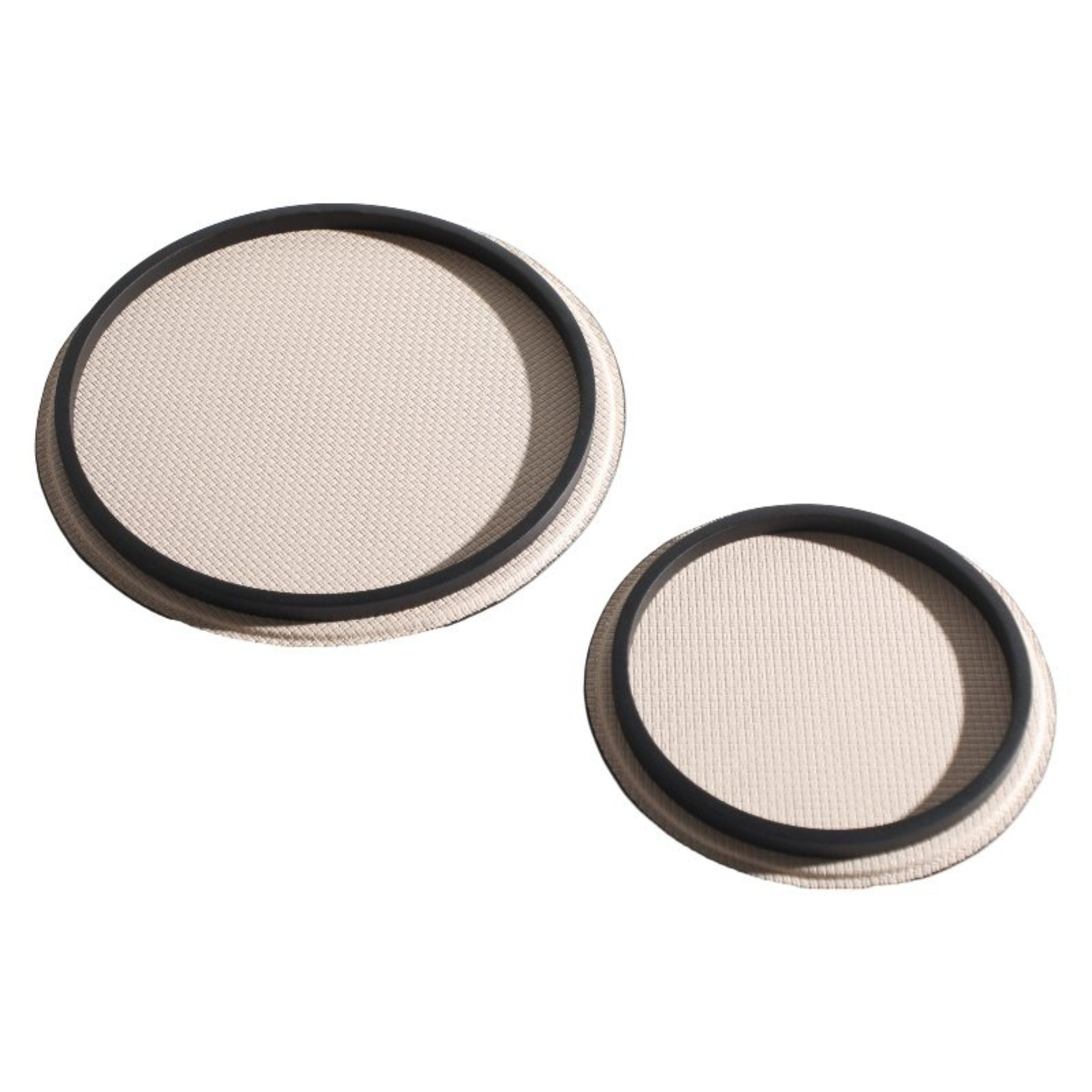 MIILK WHITE ROUND TRAY DT200744AL - Trays - ebarza Furniture UAE | Shop Modern Furniture in Abu Dhabi & Dubai - مفروشات ايبازرا في الامارات | تسوق اثاث عصري وديكورات مميزة في دبي وابوظبي
