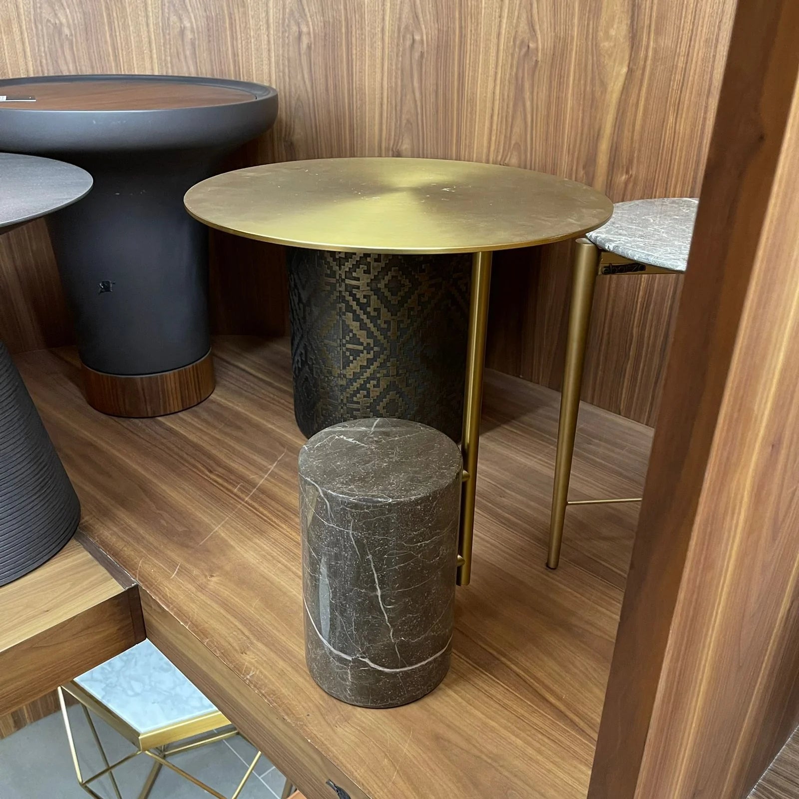 Display Item- Tango Side Table St8693-Br - Yas