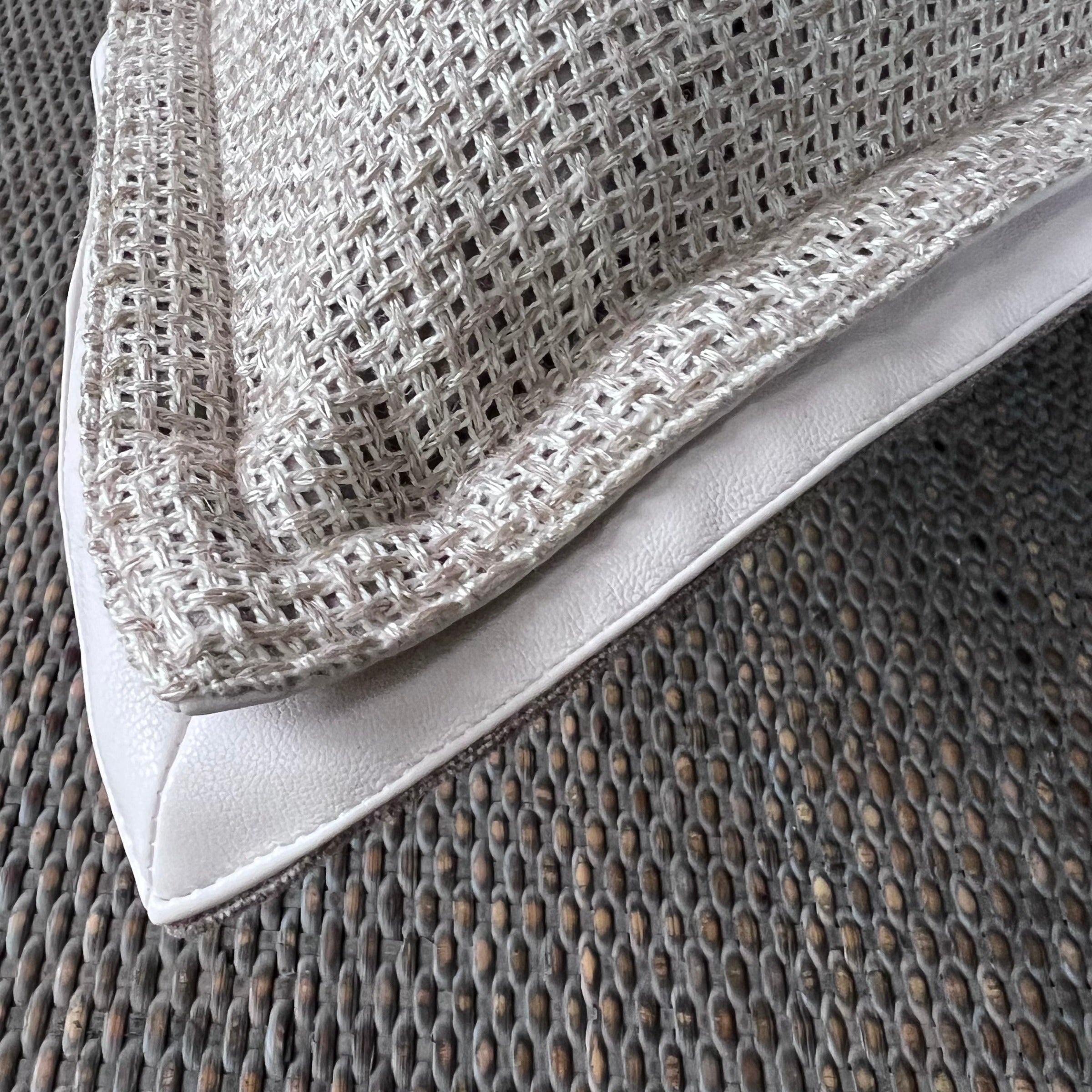 60*60 SKJG Badri Double Edge Cushion  - ECC111 -  Cushions - ebarza Furniture UAE | Shop Modern Furniture in Abu Dhabi & Dubai - مفروشات ايبازرا في الامارات | تسوق اثاث عصري وديكورات مميزة في دبي وابوظبي