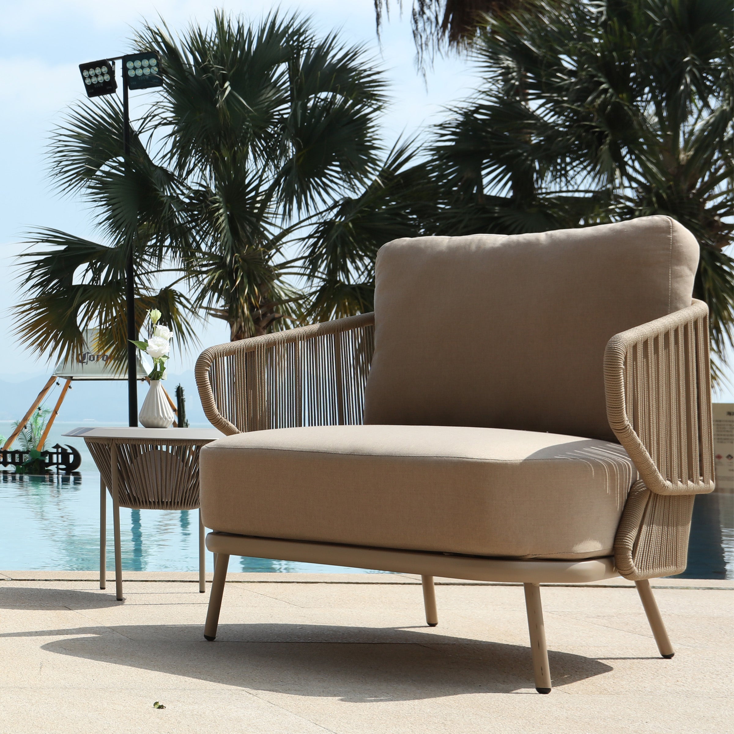 Embrace Outdoor Armchair MYX-SOFA030 - Outdoor Chairs - ebarza Furniture UAE | Shop Modern Furniture in Abu Dhabi & Dubai - مفروشات ايبازرا في الامارات | تسوق اثاث عصري وديكورات مميزة في دبي وابوظبي