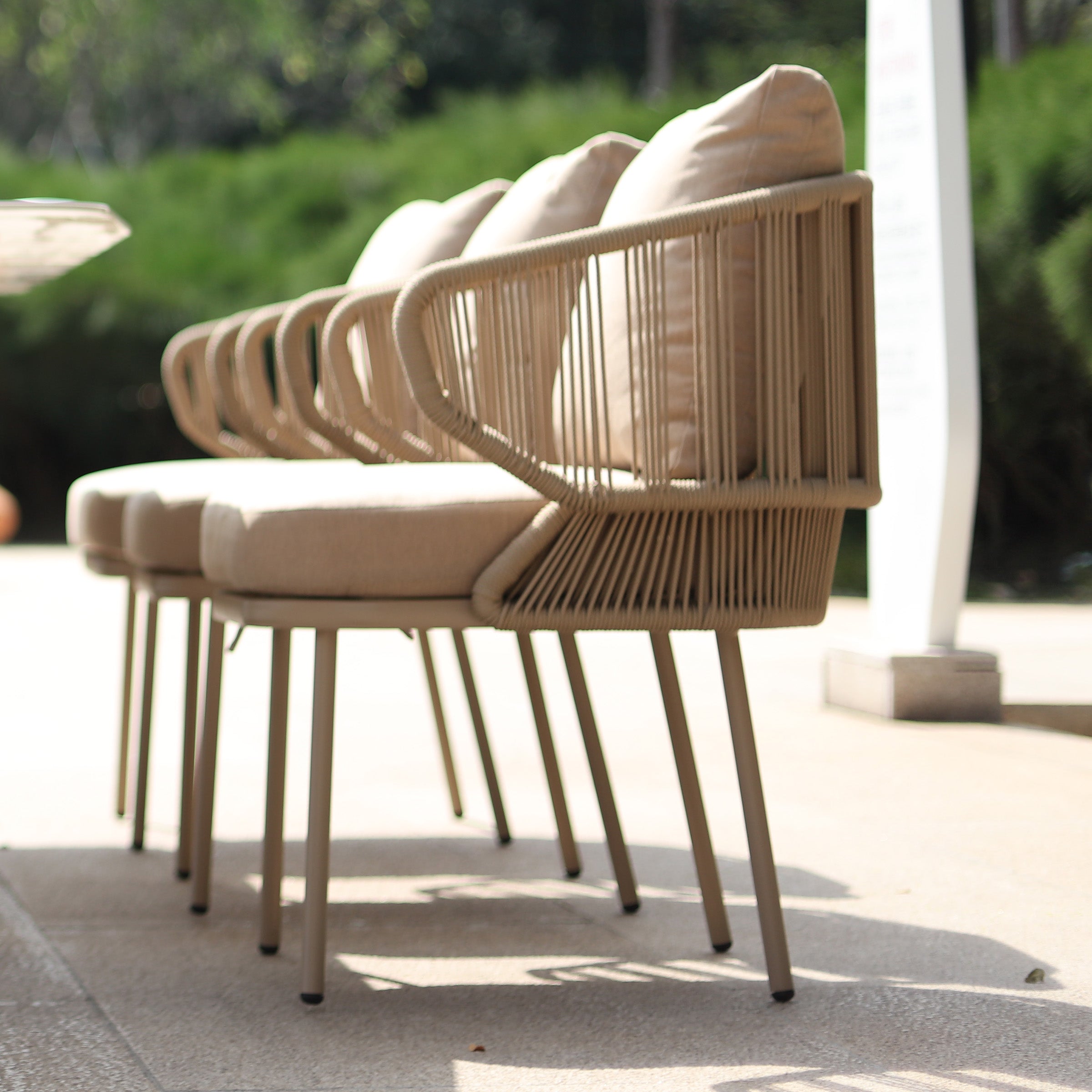 Embrace Outdoor Dining Chair MYX-DC1040 - Outdoor Chairs - ebarza Furniture UAE | Shop Modern Furniture in Abu Dhabi & Dubai - مفروشات ايبازرا في الامارات | تسوق اثاث عصري وديكورات مميزة في دبي وابوظبي
