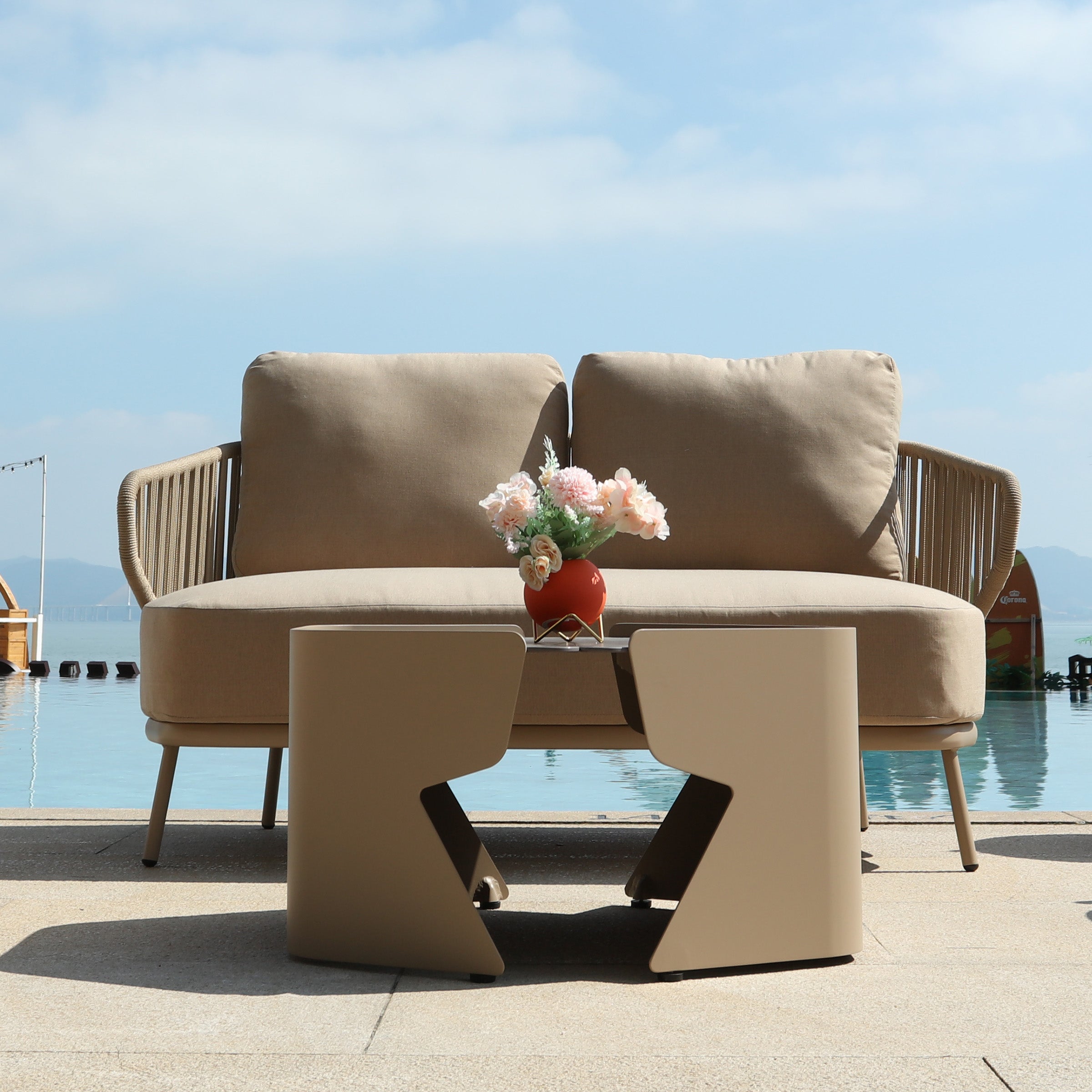 Embrace Outdoor Love 2-Seat Sofa MYX-SOFA1050 -  Outdoor Sofas - ebarza Furniture UAE | Shop Modern Furniture in Abu Dhabi & Dubai - مفروشات ايبازرا في الامارات | تسوق اثاث عصري وديكورات مميزة في دبي وابوظبي