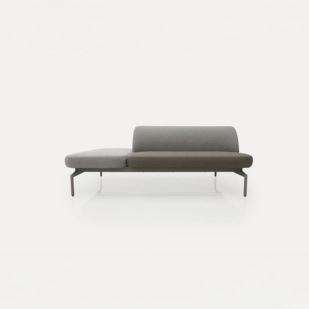 Pre-order 120 Days Delivery H-249 Finished Chair - Sofas - ebarza Furniture UAE | Shop Modern Furniture in Abu Dhabi & Dubai - مفروشات ايبازرا في الامارات | تسوق اثاث عصري وديكورات مميزة في دبي وابوظبي