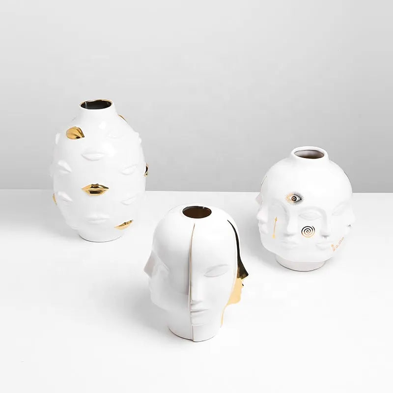 Gold Face Vase FA-D22133 - Vases - ebarza Furniture UAE | Shop Modern Furniture in Abu Dhabi & Dubai - مفروشات ايبازرا في الامارات | تسوق اثاث عصري وديكورات مميزة في دبي وابوظبي