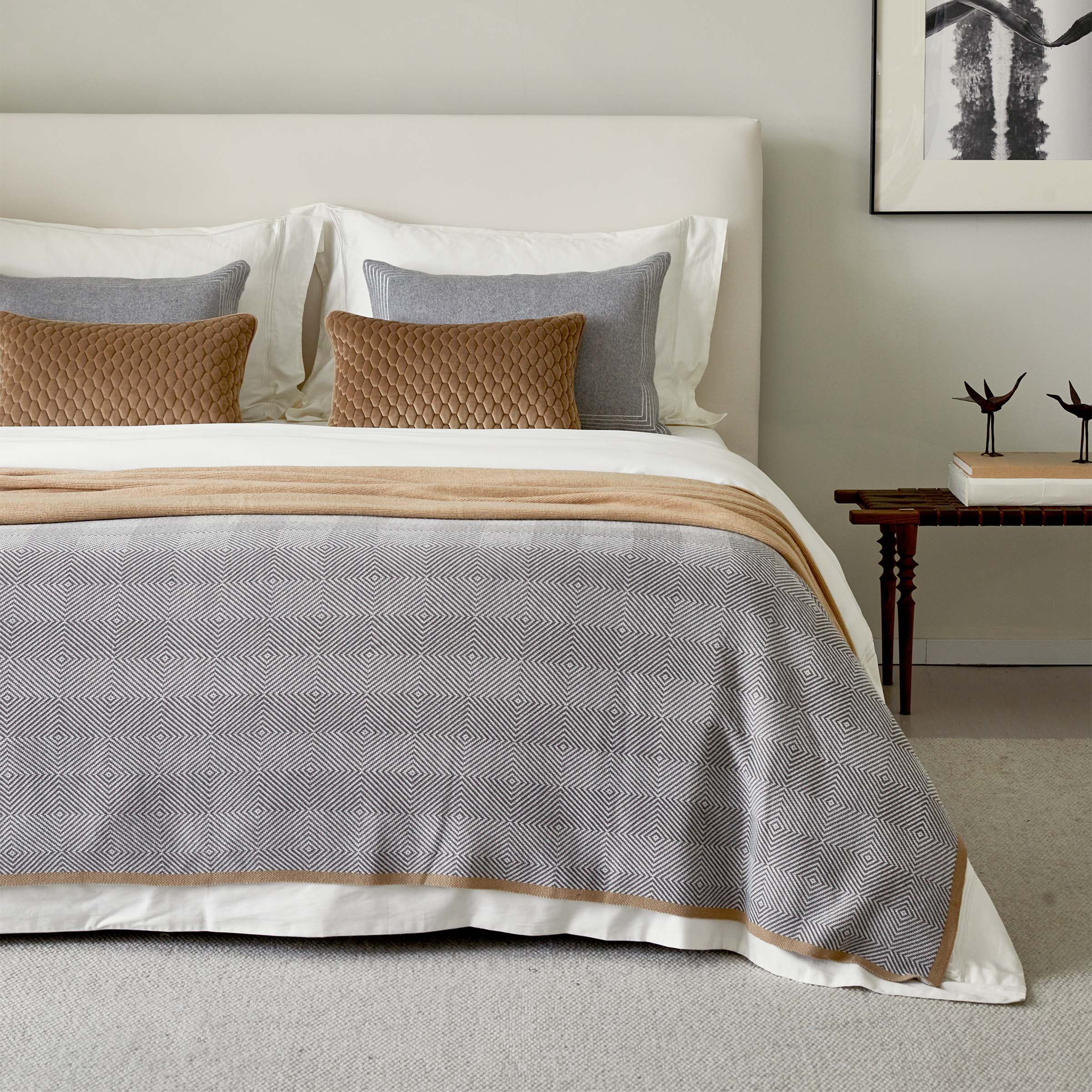 Pre-order 35 Days Delivery Hardy Full Bedding Set EBB039 - Bedding - ebarza Furniture UAE | Shop Modern Furniture in Abu Dhabi & Dubai - مفروشات ايبازرا في الامارات | تسوق اثاث عصري وديكورات مميزة في دبي وابوظبي