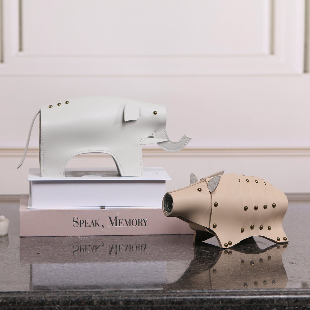 Rhino Vase/Sculpture KB3023 - Vases - ebarza Furniture UAE | Shop Modern Furniture in Abu Dhabi & Dubai - مفروشات ايبازرا في الامارات | تسوق اثاث عصري وديكورات مميزة في دبي وابوظبي