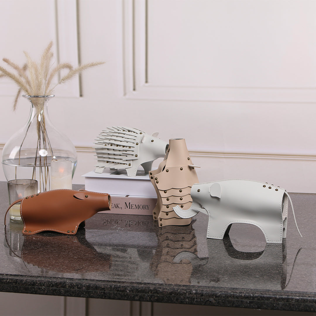 Rhino Vase/Sculpture KB3023 - Vases - ebarza Furniture UAE | Shop Modern Furniture in Abu Dhabi & Dubai - مفروشات ايبازرا في الامارات | تسوق اثاث عصري وديكورات مميزة في دبي وابوظبي