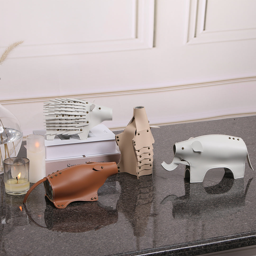 Rhino Vase/Sculpture KB3023 - Vases - ebarza Furniture UAE | Shop Modern Furniture in Abu Dhabi & Dubai - مفروشات ايبازرا في الامارات | تسوق اثاث عصري وديكورات مميزة في دبي وابوظبي