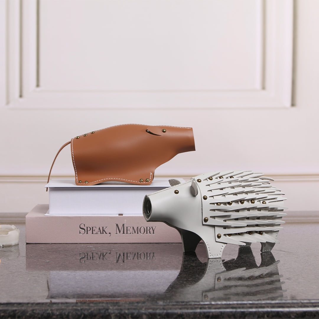 Mouse Vase/Sculpture KB3024 - Vases - ebarza Furniture UAE | Shop Modern Furniture in Abu Dhabi & Dubai - مفروشات ايبازرا في الامارات | تسوق اثاث عصري وديكورات مميزة في دبي وابوظبي