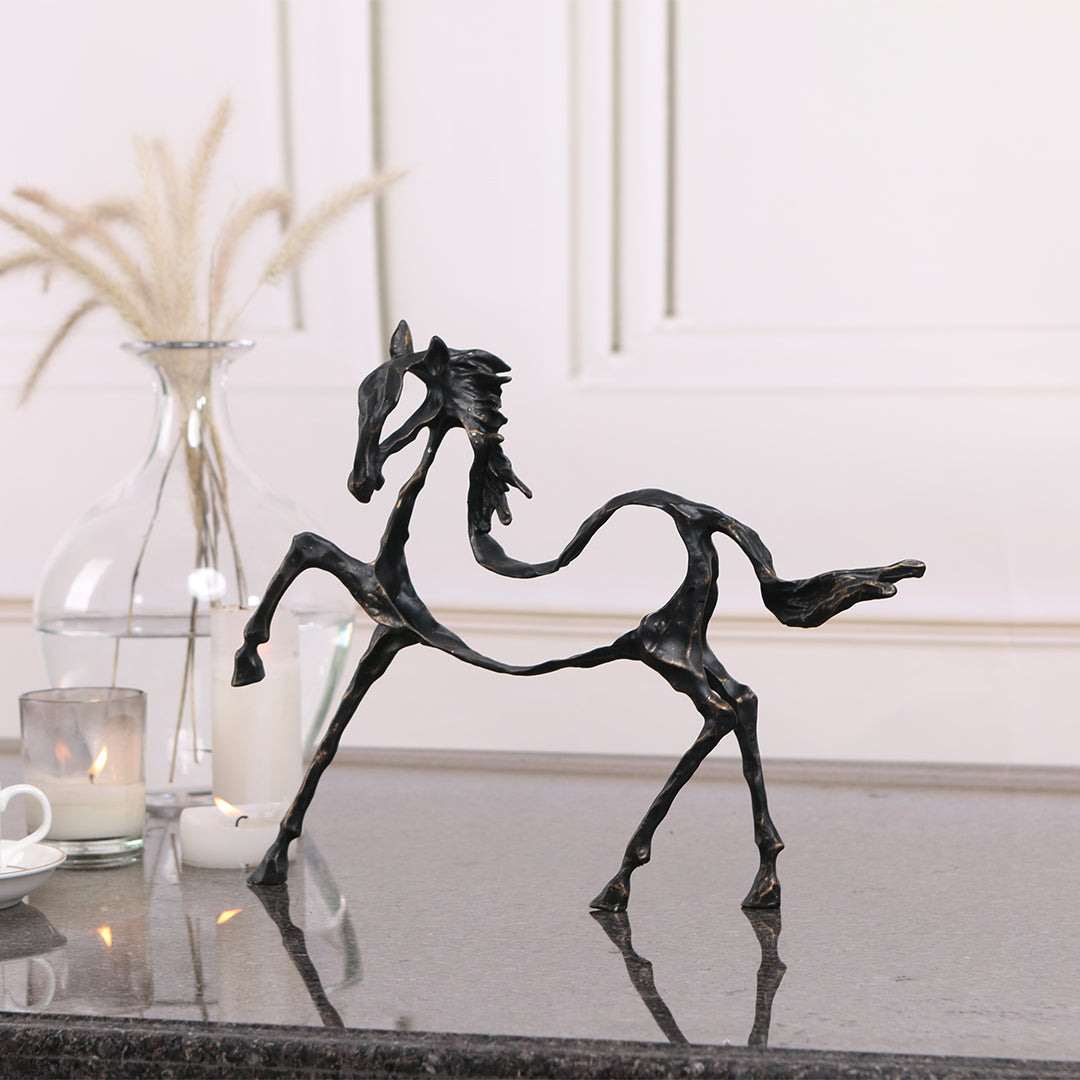 Hollow Horse KA3096 - Home Decor Figurines - ebarza Furniture UAE | Shop Modern Furniture in Abu Dhabi & Dubai - مفروشات ايبازرا في الامارات | تسوق اثاث عصري وديكورات مميزة في دبي وابوظبي