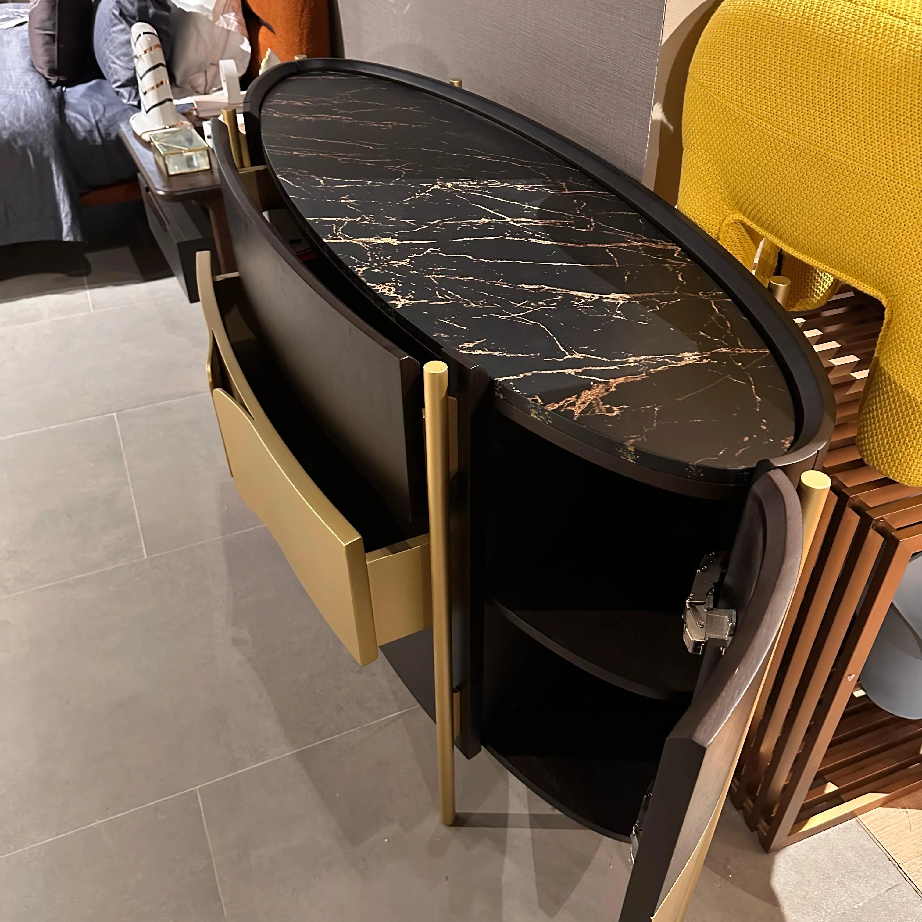 Display Item - VEGA CHEST OF DRAWERS Dresser 158cm SIFVEG001/ Gold Walnut-YAS - DISPLAY ITEM - ebarza Furniture UAE | Shop Modern Furniture in Abu Dhabi & Dubai - مفروشات ايبازرا في الامارات | تسوق اثاث عصري وديكورات مميزة في دبي وابوظبي