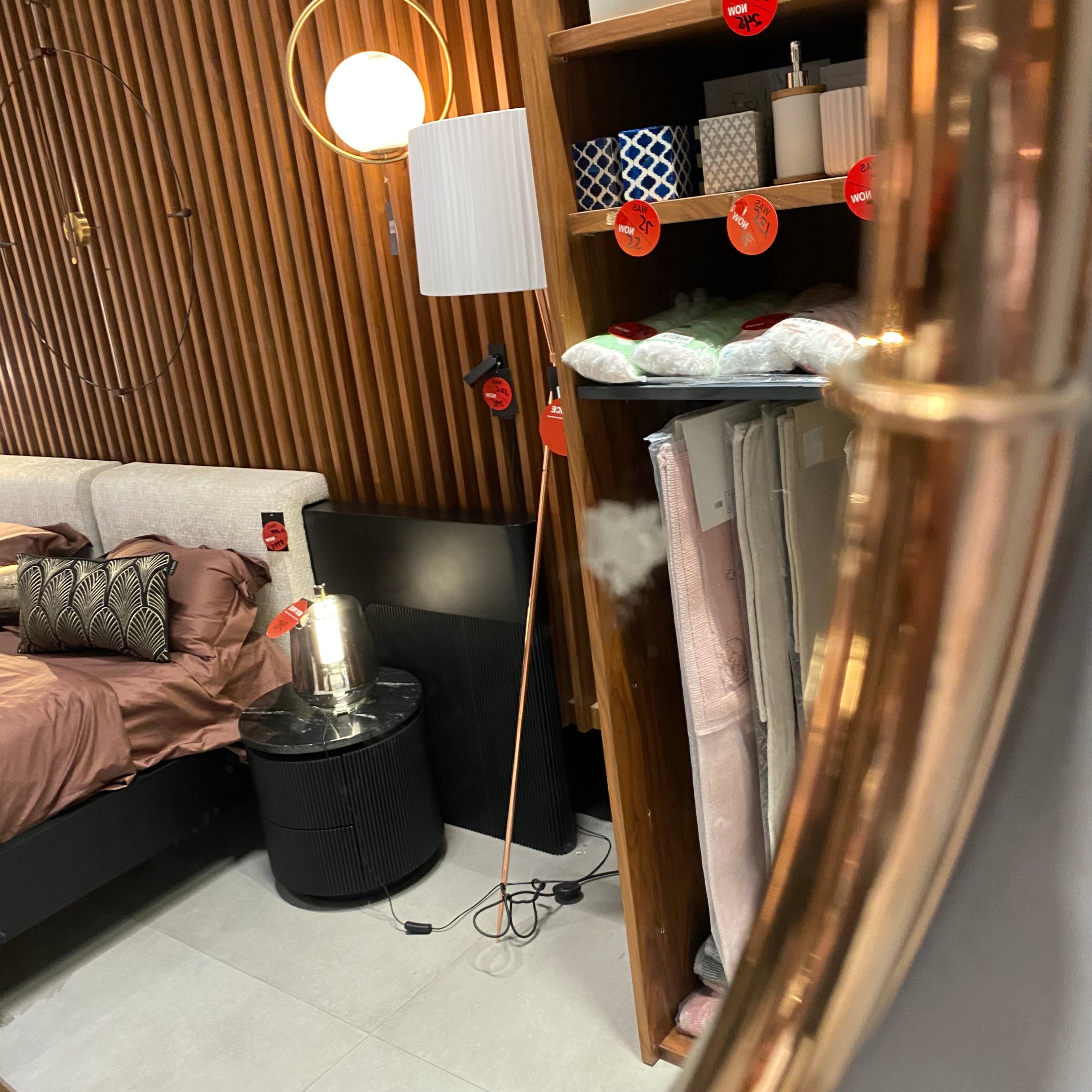 Display Item - Mid Century French Style Mirror Oa-5910-RgNakheel - Mirrors - ebarza Furniture UAE | Shop Modern Furniture in Abu Dhabi & Dubai - مفروشات ايبازرا في الامارات | تسوق اثاث عصري وديكورات مميزة في دبي وابوظبي