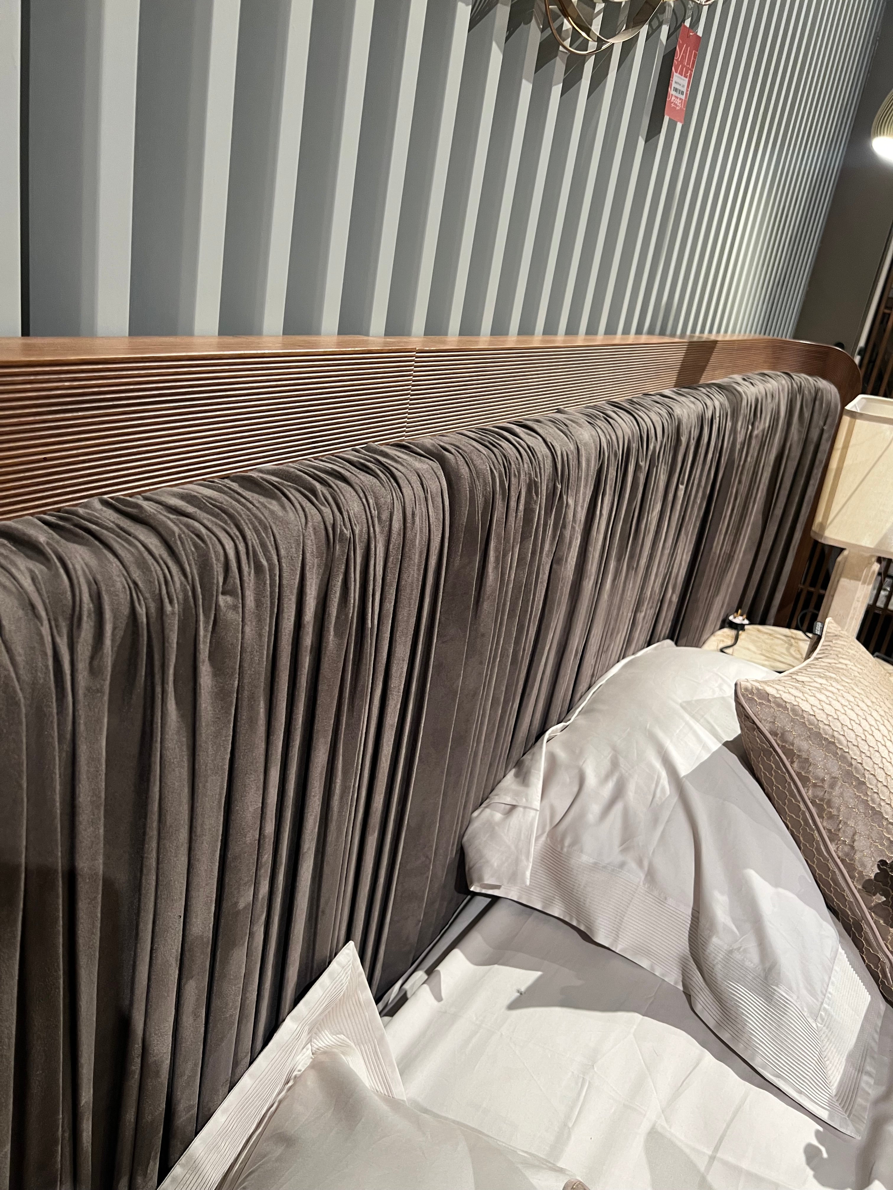 Display Item - Eva King Size Bedstead Eva-Bed Nakheel - DISPLAY ITEM - ebarza Furniture UAE | Shop Modern Furniture in Abu Dhabi & Dubai - مفروشات ايبازرا في الامارات | تسوق اثاث عصري وديكورات مميزة في دبي وابوظبي