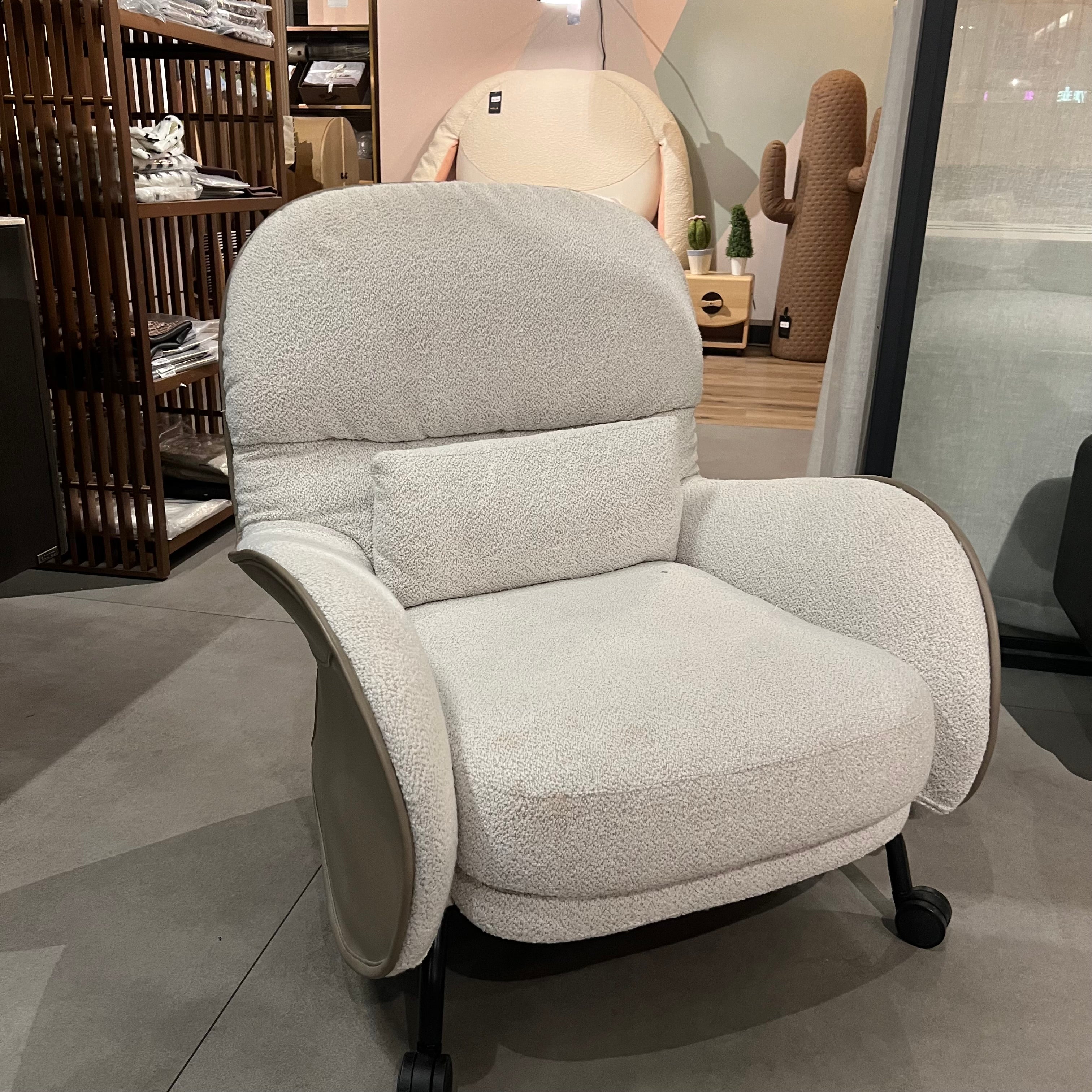 Display Item - New Metz Lounge Chair Lc063 Nakheel - DISPLAY ITEM - ebarza Furniture UAE | Shop Modern Furniture in Abu Dhabi & Dubai - مفروشات ايبازرا في الامارات | تسوق اثاث عصري وديكورات مميزة في دبي وابوظبي
