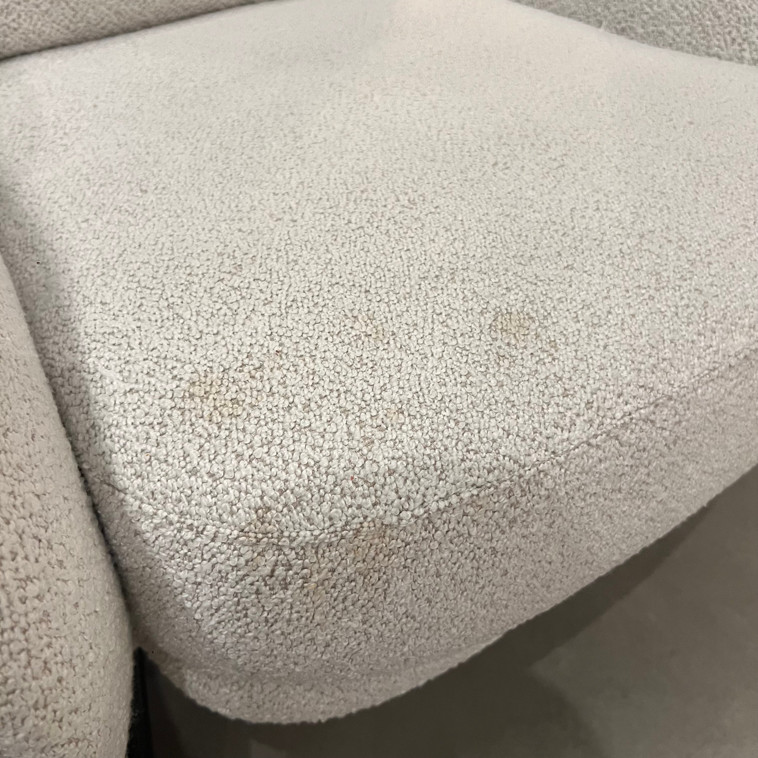 Display Item - New Metz Lounge Chair Lc063 Nakheel - DISPLAY ITEM - ebarza Furniture UAE | Shop Modern Furniture in Abu Dhabi & Dubai - مفروشات ايبازرا في الامارات | تسوق اثاث عصري وديكورات مميزة في دبي وابوظبي