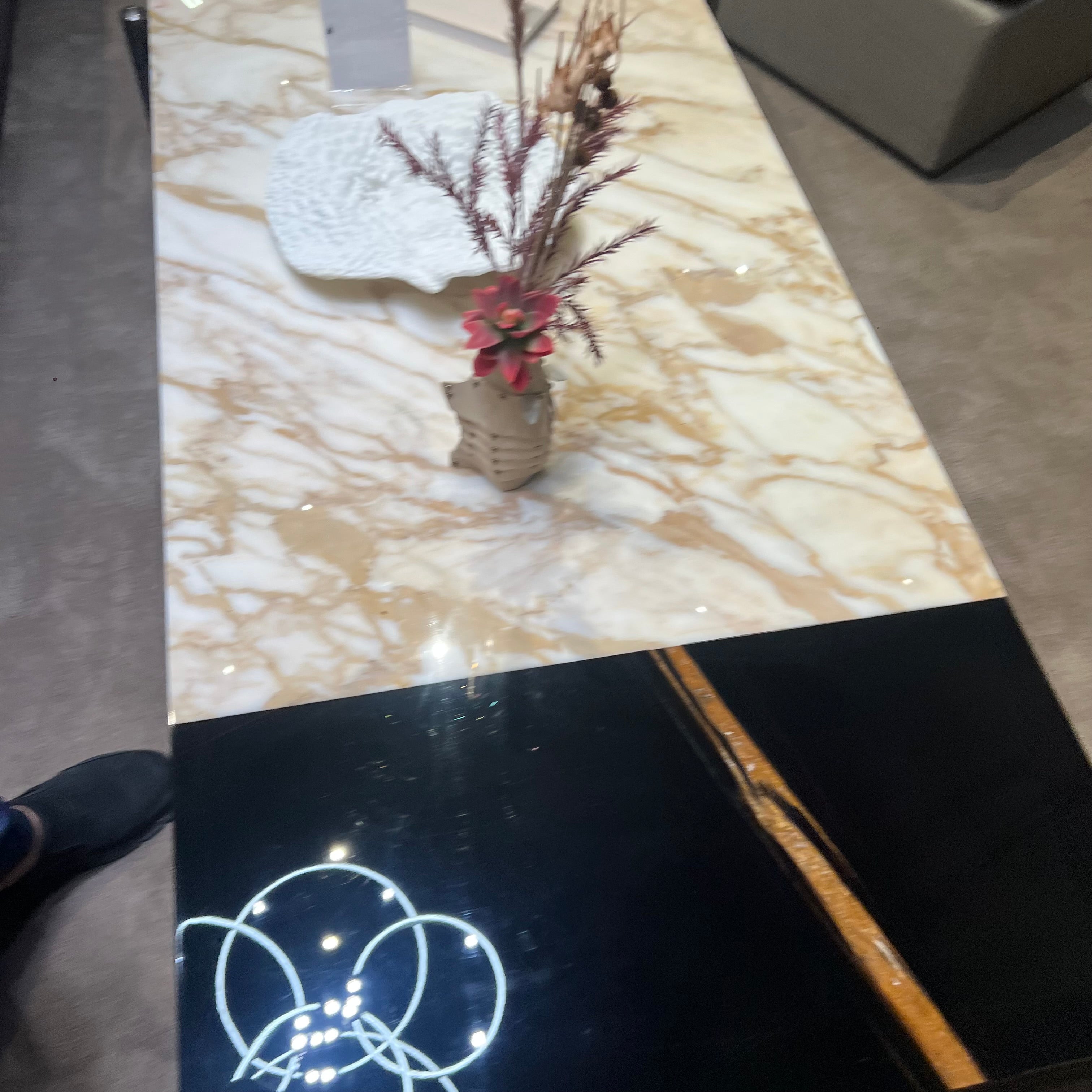 Display Item - Lauren coffee Table Black Gold IFJ-F370 Nakheel - DISPLAY ITEM - ebarza Furniture UAE | Shop Modern Furniture in Abu Dhabi & Dubai - مفروشات ايبازرا في الامارات | تسوق اثاث عصري وديكورات مميزة في دبي وابوظبي