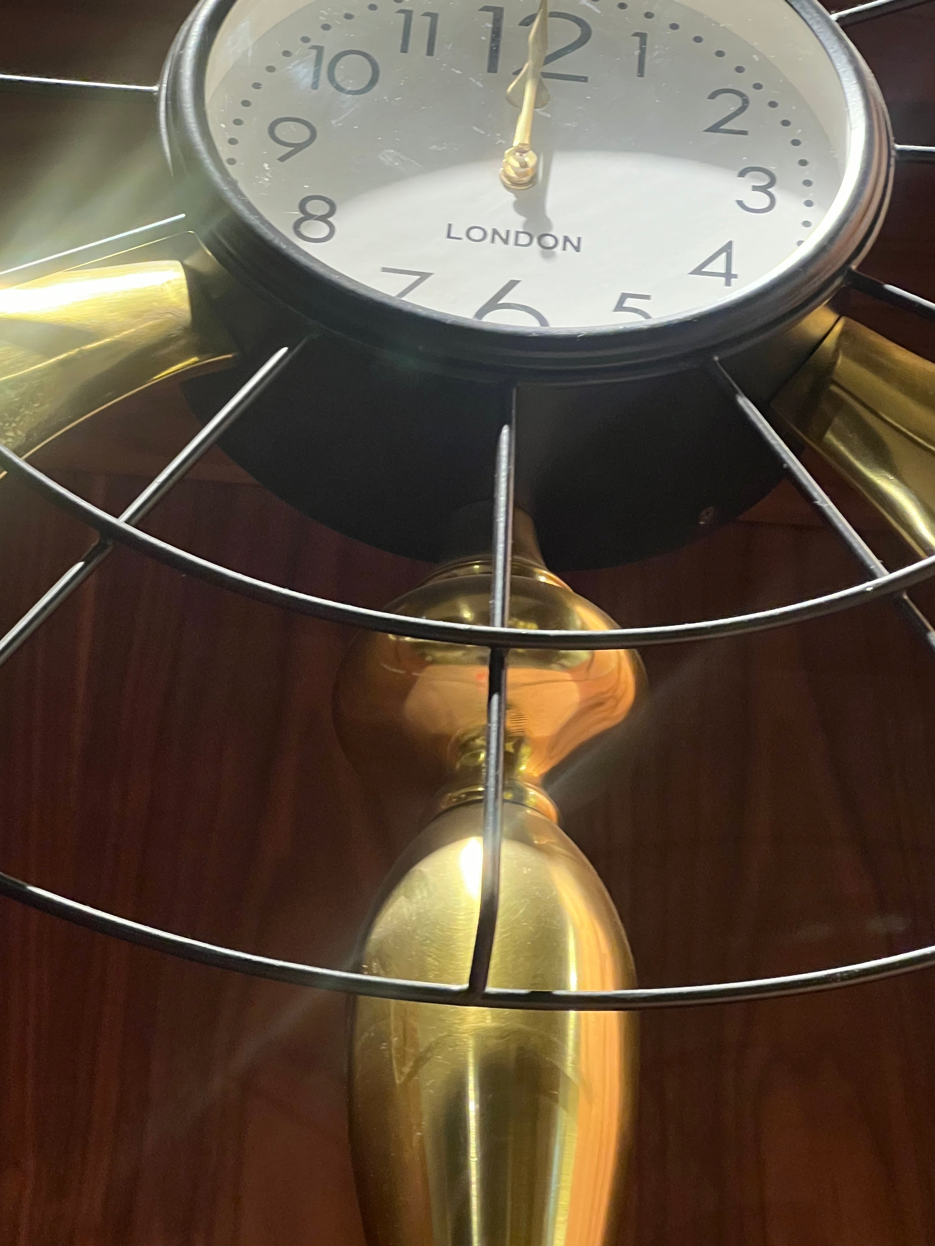 Display Item - Fan-Style Table Clock 14840-02 Nakheel - DISPLAY ITEM - ebarza Furniture UAE | Shop Modern Furniture in Abu Dhabi & Dubai - مفروشات ايبازرا في الامارات | تسوق اثاث عصري وديكورات مميزة في دبي وابوظبي