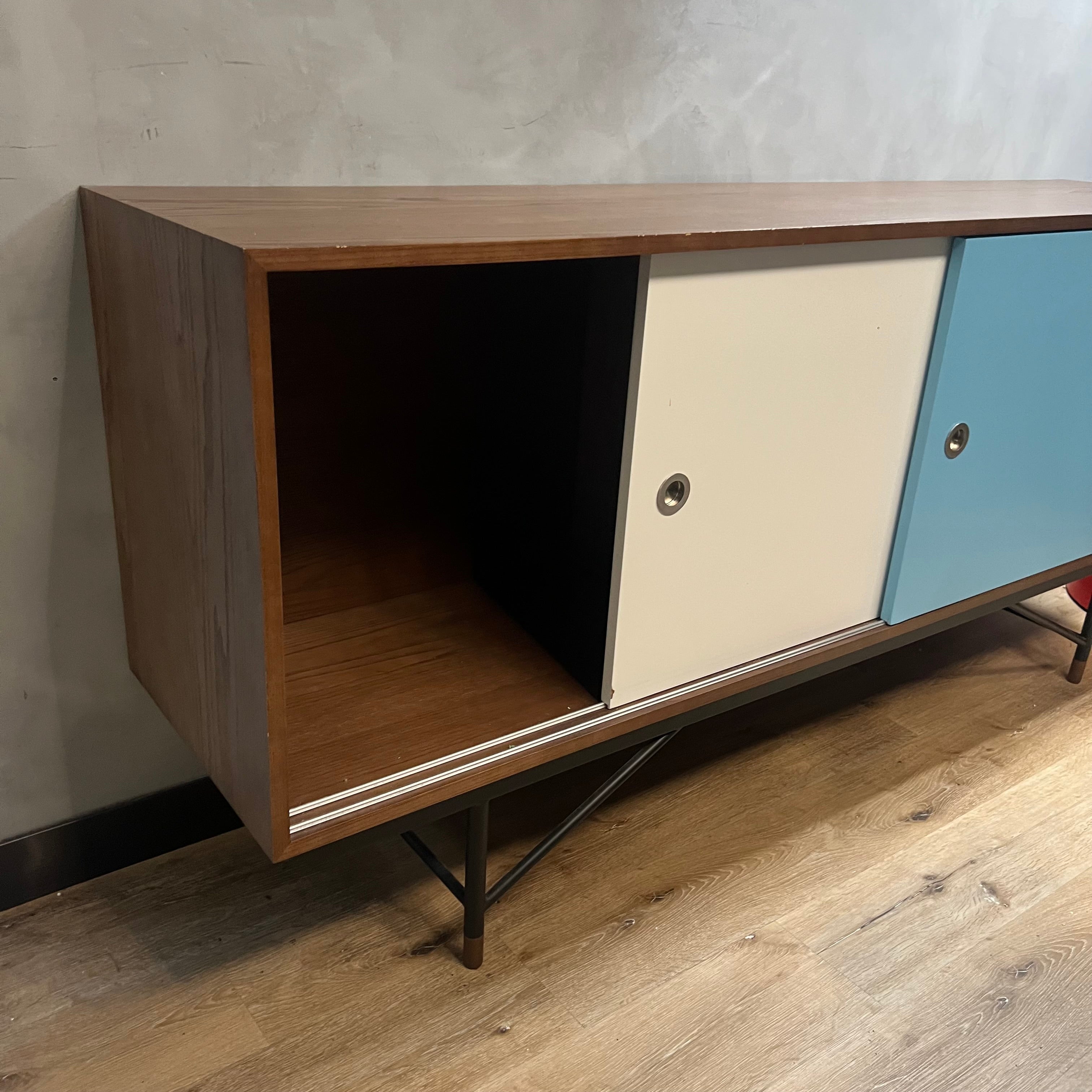 Display Item - Thun 196Cm Cabinet/Sideboard Bp6045-Bsg15156 Nakheel - DISPLAY ITEM - ebarza Furniture UAE | Shop Modern Furniture in Abu Dhabi & Dubai - مفروشات ايبازرا في الامارات | تسوق اثاث عصري وديكورات مميزة في دبي وابوظبي