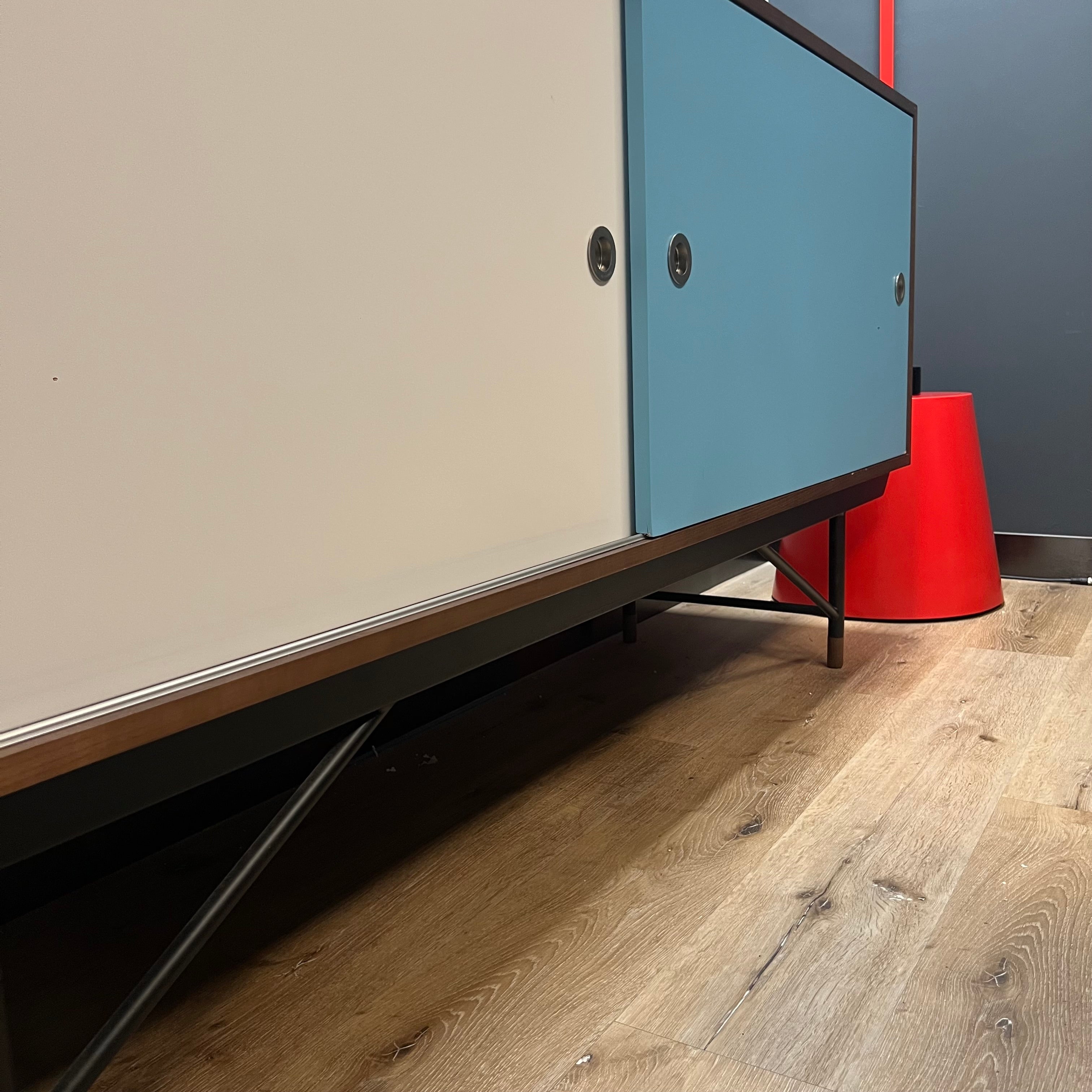 Display Item - Thun 196Cm Cabinet/Sideboard Bp6045-Bsg15156 Nakheel - DISPLAY ITEM - ebarza Furniture UAE | Shop Modern Furniture in Abu Dhabi & Dubai - مفروشات ايبازرا في الامارات | تسوق اثاث عصري وديكورات مميزة في دبي وابوظبي