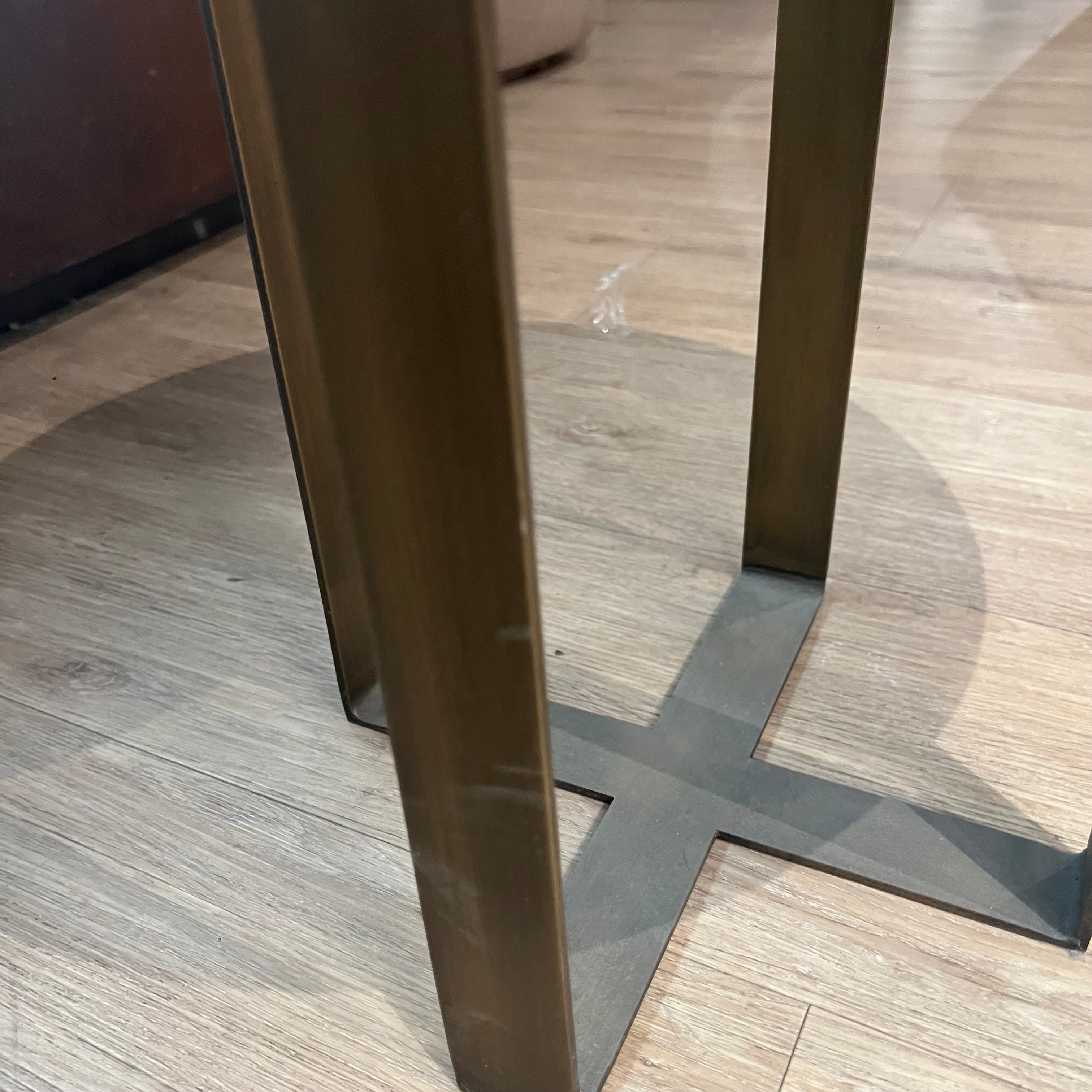 Display Item - Pietra Kristal Round Side Table Krstl-St Nakheel - DISPLAY ITEM - ebarza Furniture UAE | Shop Modern Furniture in Abu Dhabi & Dubai - مفروشات ايبازرا في الامارات | تسوق اثاث عصري وديكورات مميزة في دبي وابوظبي