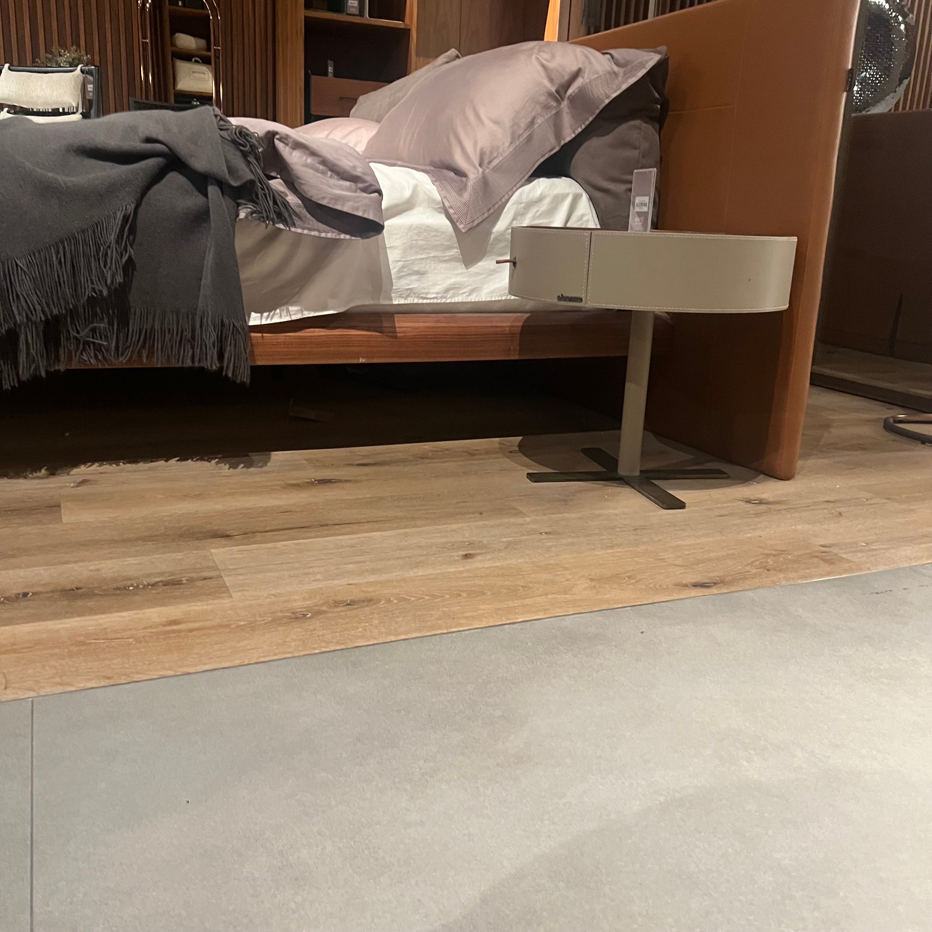 Display Item - Era King Size Bedstead Era-Bed Nakheel - DISPLAY ITEM - ebarza Furniture UAE | Shop Modern Furniture in Abu Dhabi & Dubai - مفروشات ايبازرا في الامارات | تسوق اثاث عصري وديكورات مميزة في دبي وابوظبي