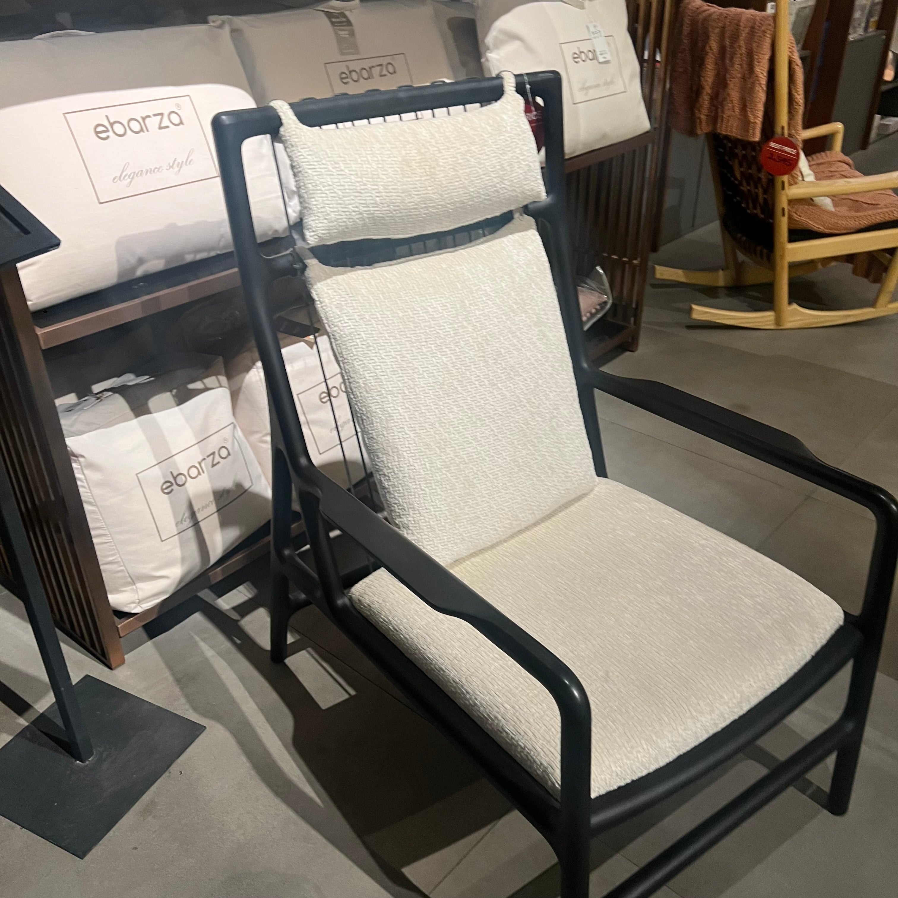 Display Item - Fillum Lounge Chair Filum -001 Nakheel - DISPLAY ITEM - ebarza Furniture UAE | Shop Modern Furniture in Abu Dhabi & Dubai - مفروشات ايبازرا في الامارات | تسوق اثاث عصري وديكورات مميزة في دبي وابوظبي