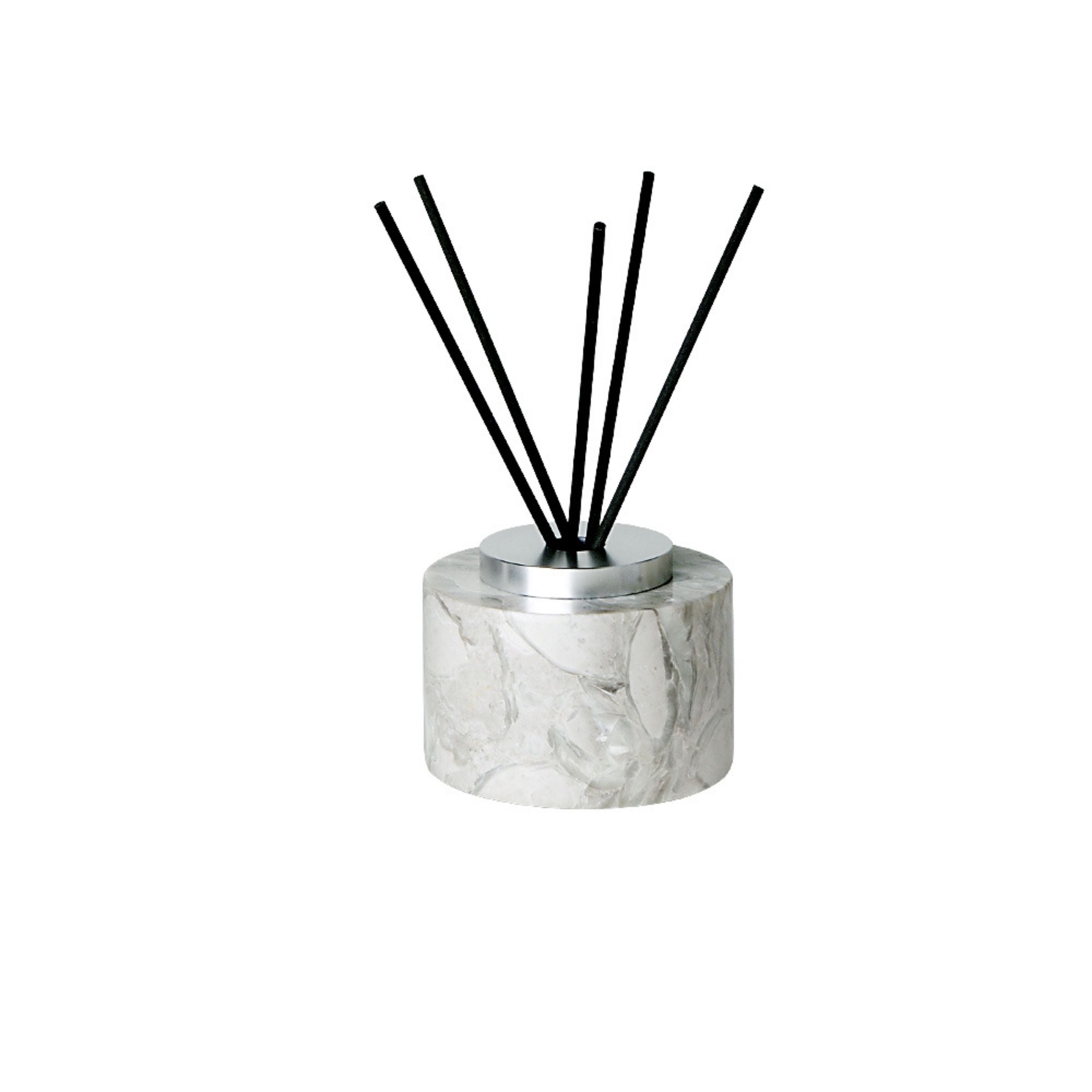 Bawang Flower Marble Circular Incense Dispenser (Silver Accessories) KXP892B -  Stick Diffusers - ebarza Furniture UAE | Shop Modern Furniture in Abu Dhabi & Dubai - مفروشات ايبازرا في الامارات | تسوق اثاث عصري وديكورات مميزة في دبي وابوظبي