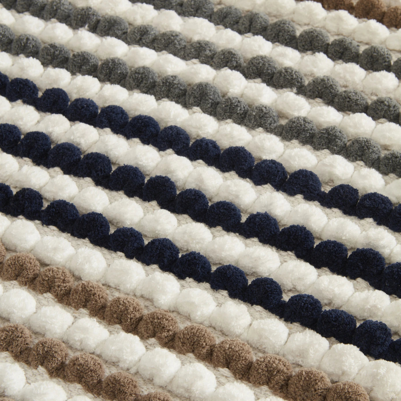 Karaca Sarah Anderson Stacey Bath Mat 60x90 cm Navy Blue 160.22.11.0012 - Bath Mats - ebarza Furniture UAE | Shop Modern Furniture in Abu Dhabi & Dubai - مفروشات ايبازرا في الامارات | تسوق اثاث عصري وديكورات مميزة في دبي وابوظبي