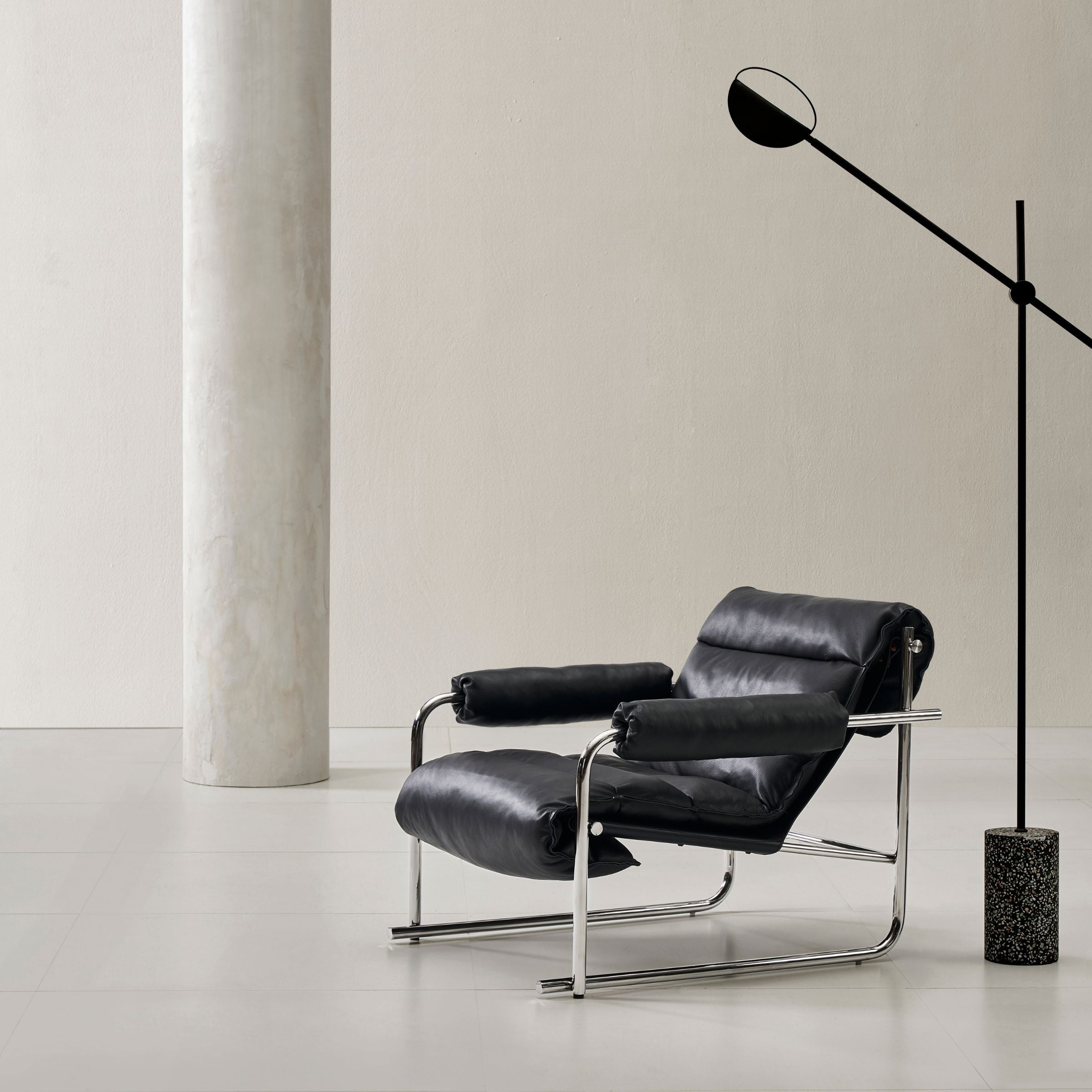 Murcia Whole Leather Lounge Chair LC066 - Lounge Chairs - ebarza Furniture UAE | Shop Modern Furniture in Abu Dhabi & Dubai - مفروشات ايبازرا في الامارات | تسوق اثاث عصري وديكورات مميزة في دبي وابوظبي