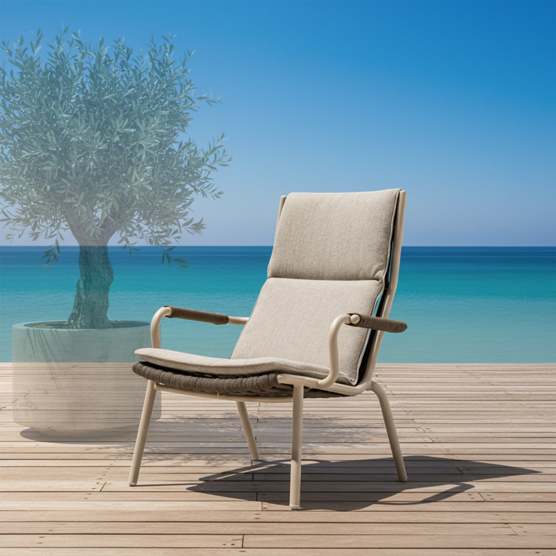 LOOP HIGHBACK OUTDOOR LOUNGE ARMCHAIR KC8604B121ROP