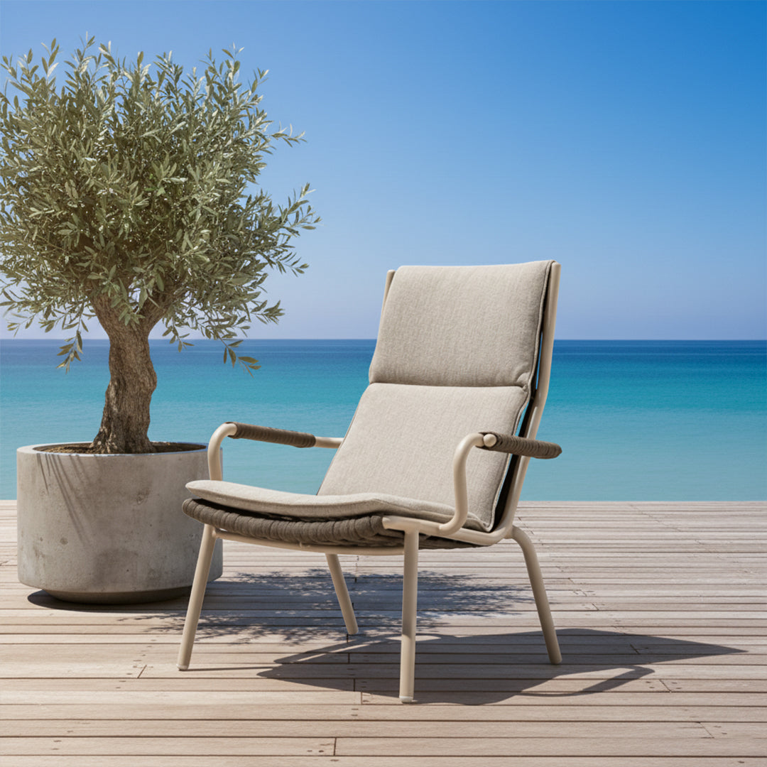 LOOP HIGHBACK OUTDOOR LOUNGE ARMCHAIR KC8604B121ROP