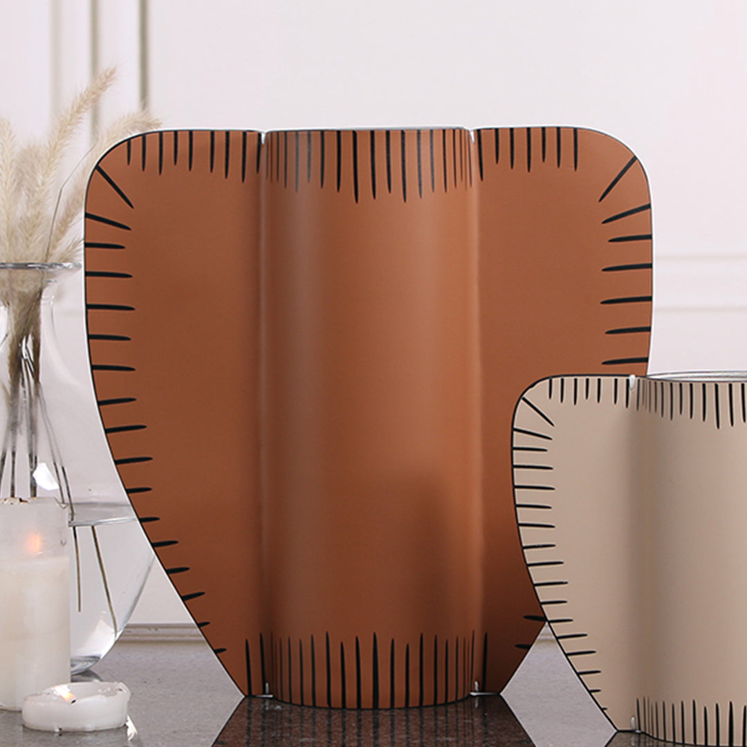 Leather Vase-Dry & Fresh-L KB3007CL - Vases - ebarza Furniture UAE | Shop Modern Furniture in Abu Dhabi & Dubai - مفروشات ايبازرا في الامارات | تسوق اثاث عصري وديكورات مميزة في دبي وابوظبي