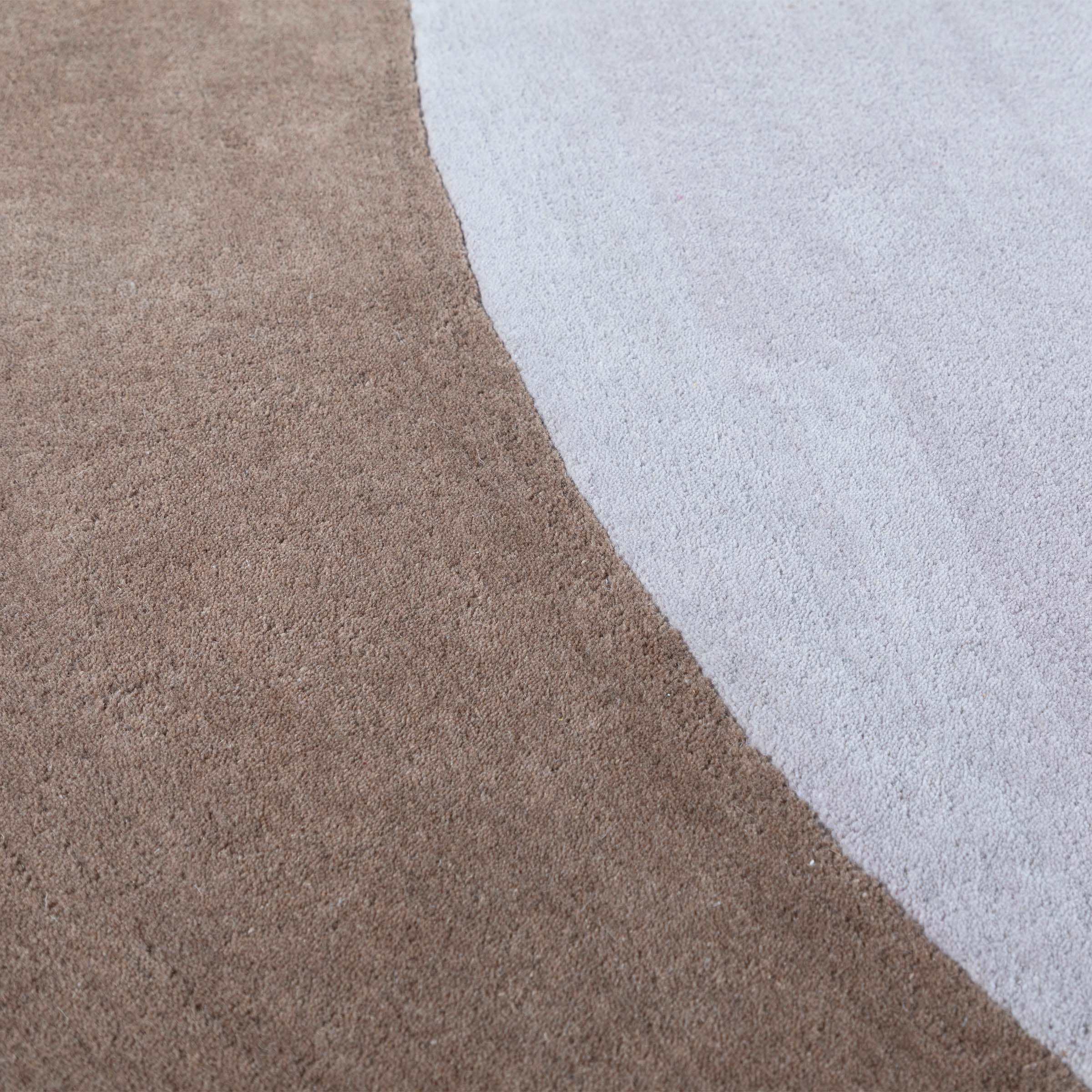 350X250 Cm WOOL BEIGE AND BROWN Round  Rug JH-22729 -  Rugs - ebarza Furniture UAE | Shop Modern Furniture in Abu Dhabi & Dubai - مفروشات ايبازرا في الامارات | تسوق اثاث عصري وديكورات مميزة في دبي وابوظبي