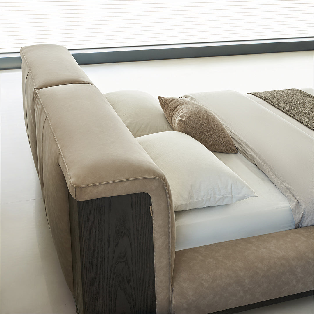 Pre-order 120 Days Delivery Miya King Size Bed - AMBO-C80251 - Bedsteads - ebarza Furniture UAE | Shop Modern Furniture in Abu Dhabi & Dubai - مفروشات ايبازرا في الامارات | تسوق اثاث عصري وديكورات مميزة في دبي وابوظبي