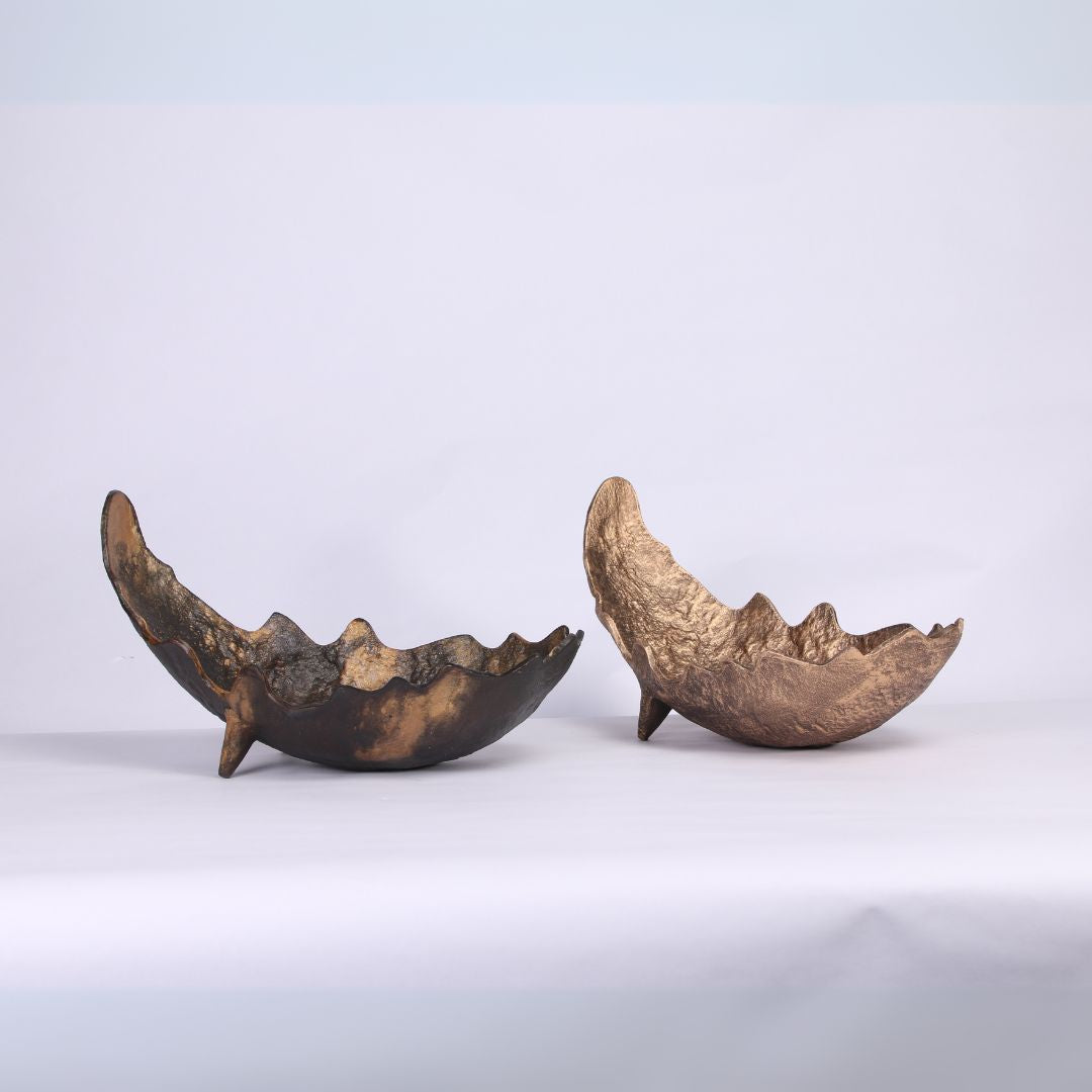 Moon-Shaped Metal Tray KC5006