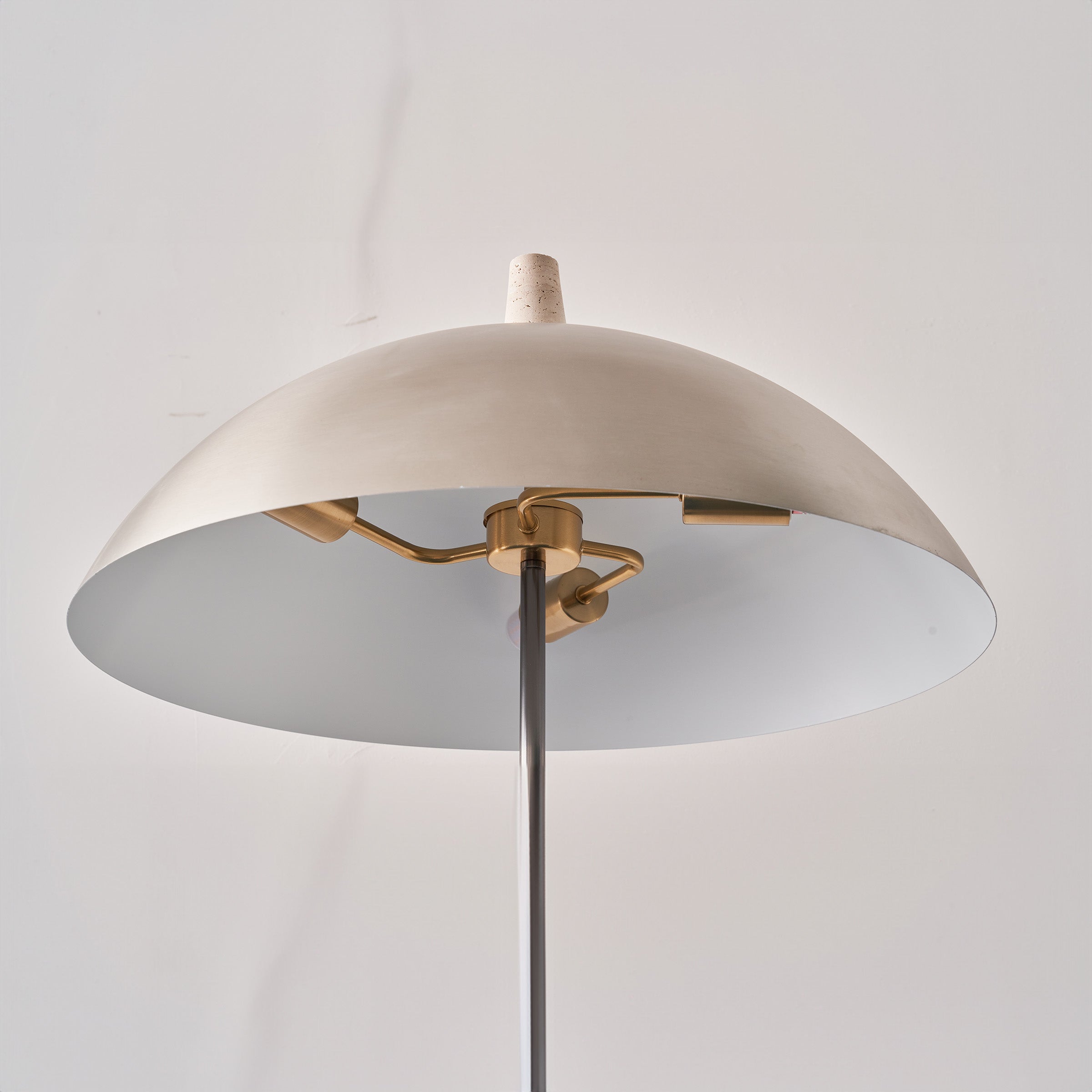 Natural Travertine Floor Lamp JA-015F - Floor Lamps - ebarza Furniture UAE | Shop Modern Furniture in Abu Dhabi & Dubai - مفروشات ايبازرا في الامارات | تسوق اثاث عصري وديكورات مميزة في دبي وابوظبي