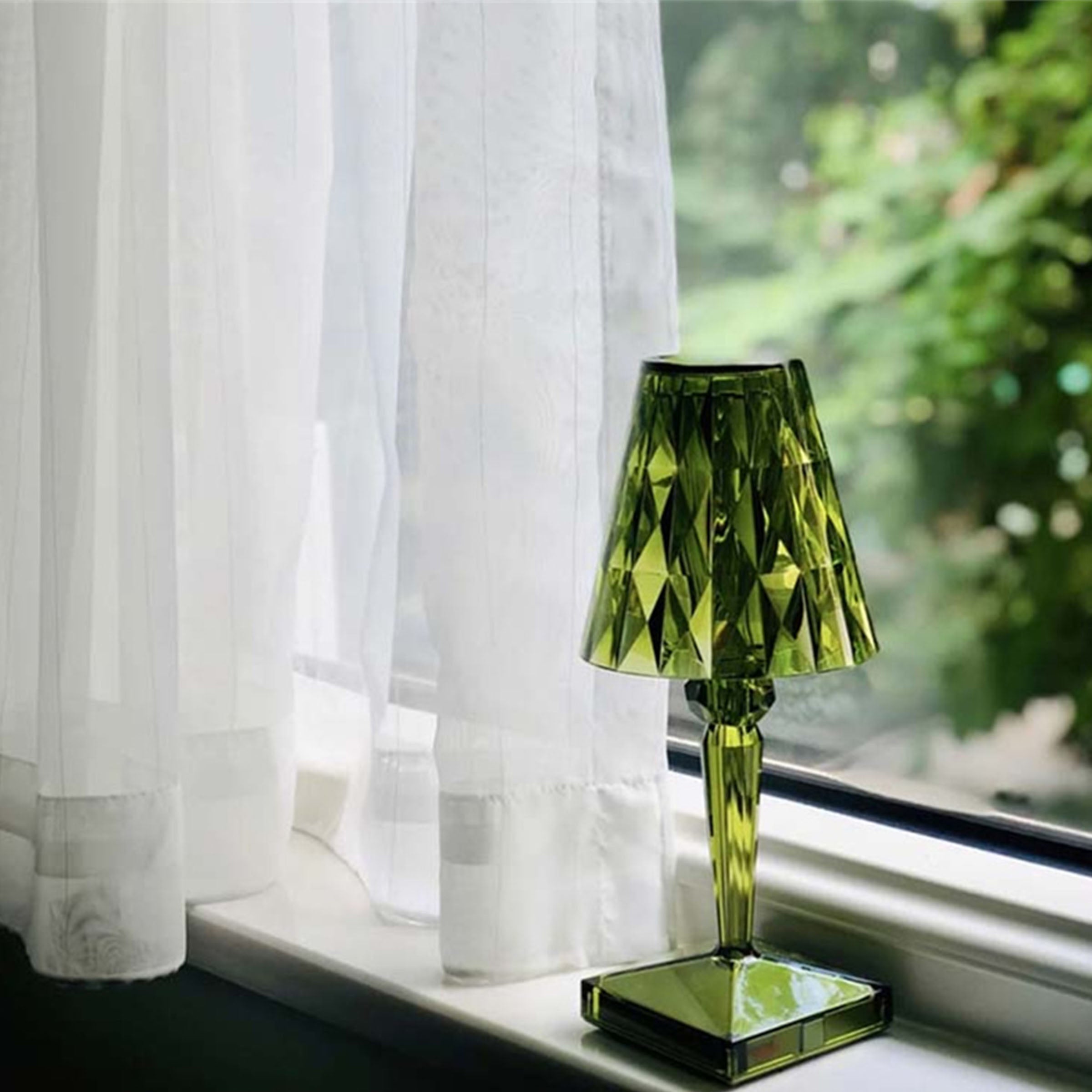 Pre-order 75 Days Delivery Night Light Green Table Lamp HTD-INL78515 GR - Desk\table Lamps - ebarza Furniture UAE | Shop Modern Furniture in Abu Dhabi & Dubai - مفروشات ايبازرا في الامارات | تسوق اثاث عصري وديكورات مميزة في دبي وابوظبي