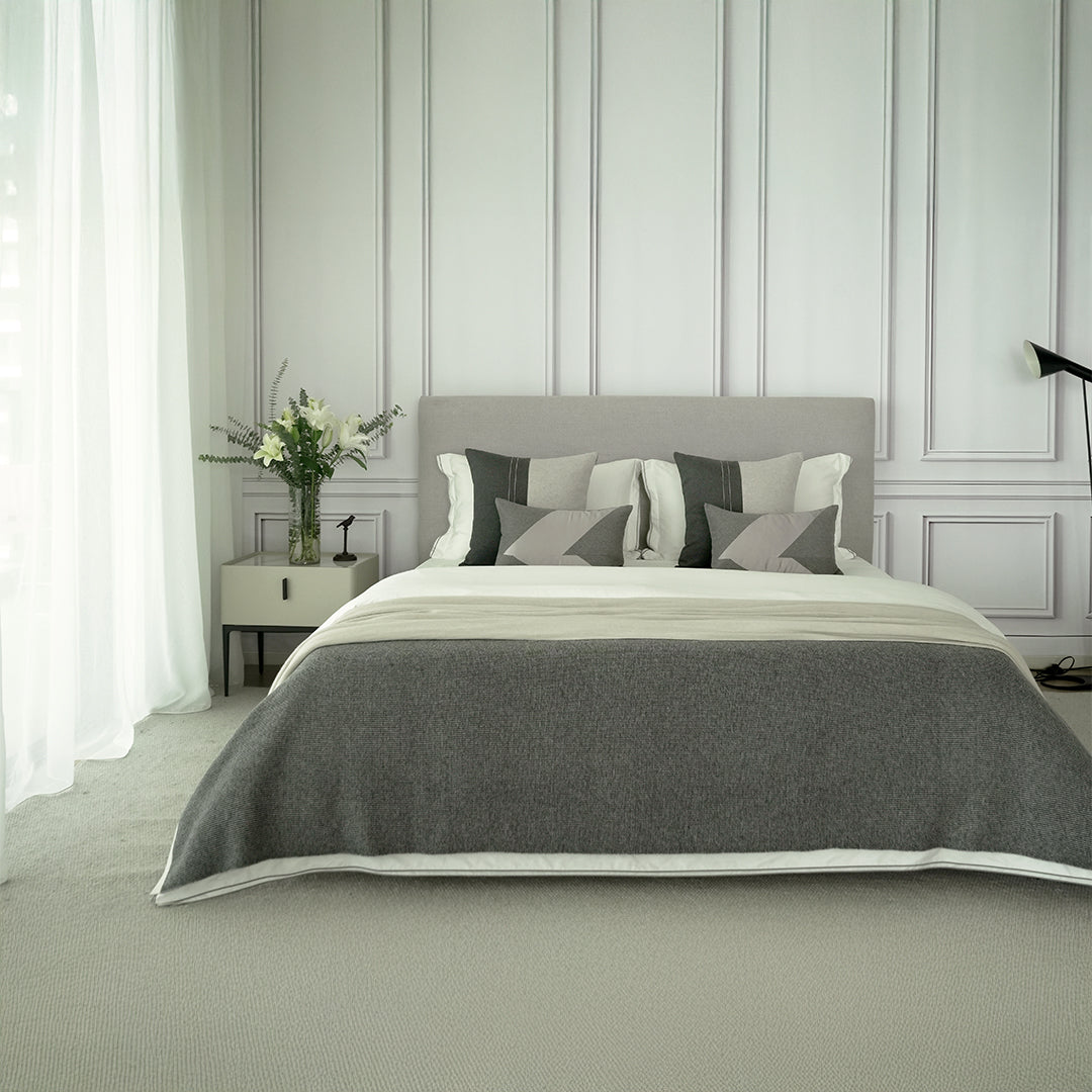 Nolan Bedding Set - EBB047 - Bedding - ebarza Furniture UAE | Shop Modern Furniture in Abu Dhabi & Dubai - مفروشات ايبازرا في الامارات | تسوق اثاث عصري وديكورات مميزة في دبي وابوظبي