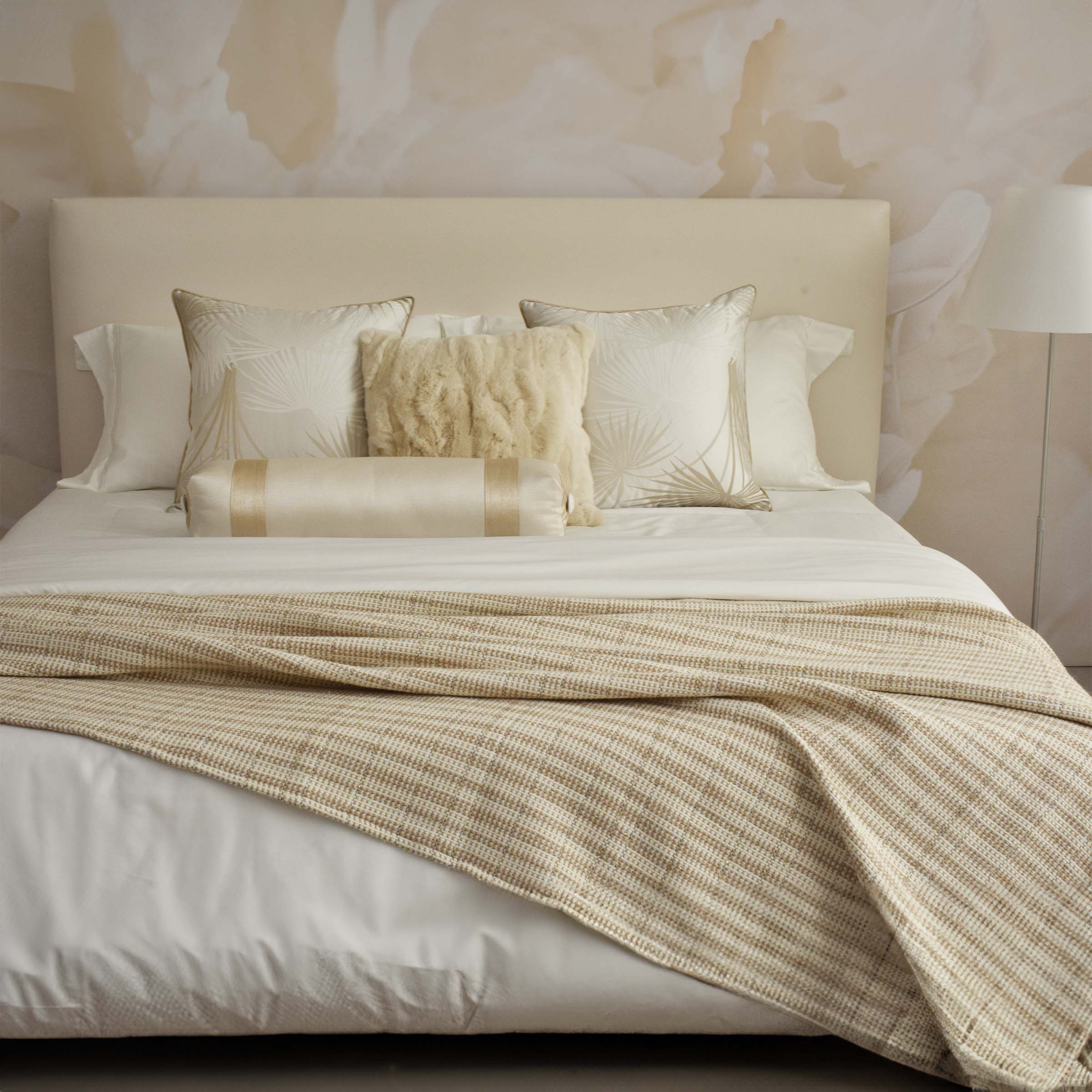 Odeom Full Bedding Set EBB032 - Bedding - ebarza Furniture UAE | Shop Modern Furniture in Abu Dhabi & Dubai - مفروشات ايبازرا في الامارات | تسوق اثاث عصري وديكورات مميزة في دبي وابوظبي