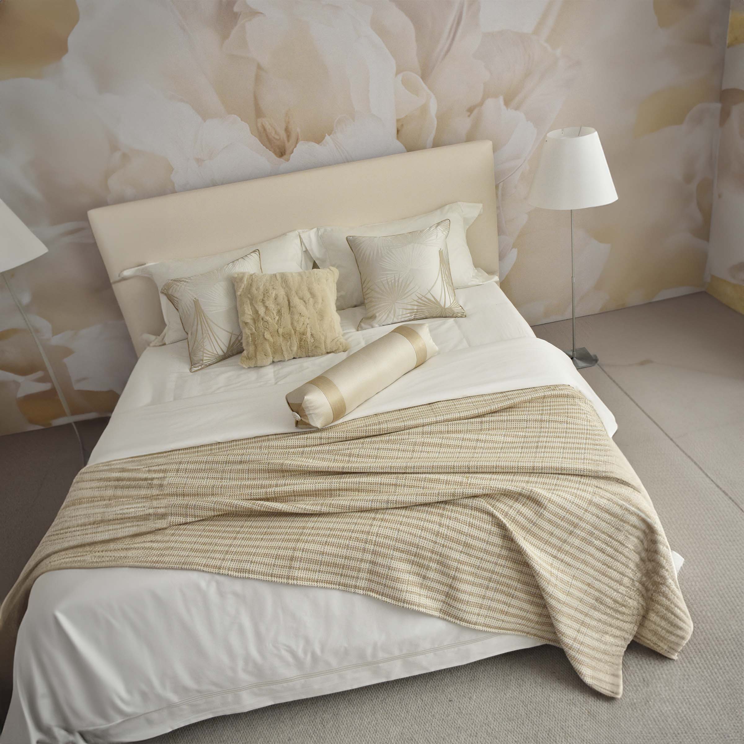 Odeom Full Bedding Set EBB032 - Bedding - ebarza Furniture UAE | Shop Modern Furniture in Abu Dhabi & Dubai - مفروشات ايبازرا في الامارات | تسوق اثاث عصري وديكورات مميزة في دبي وابوظبي