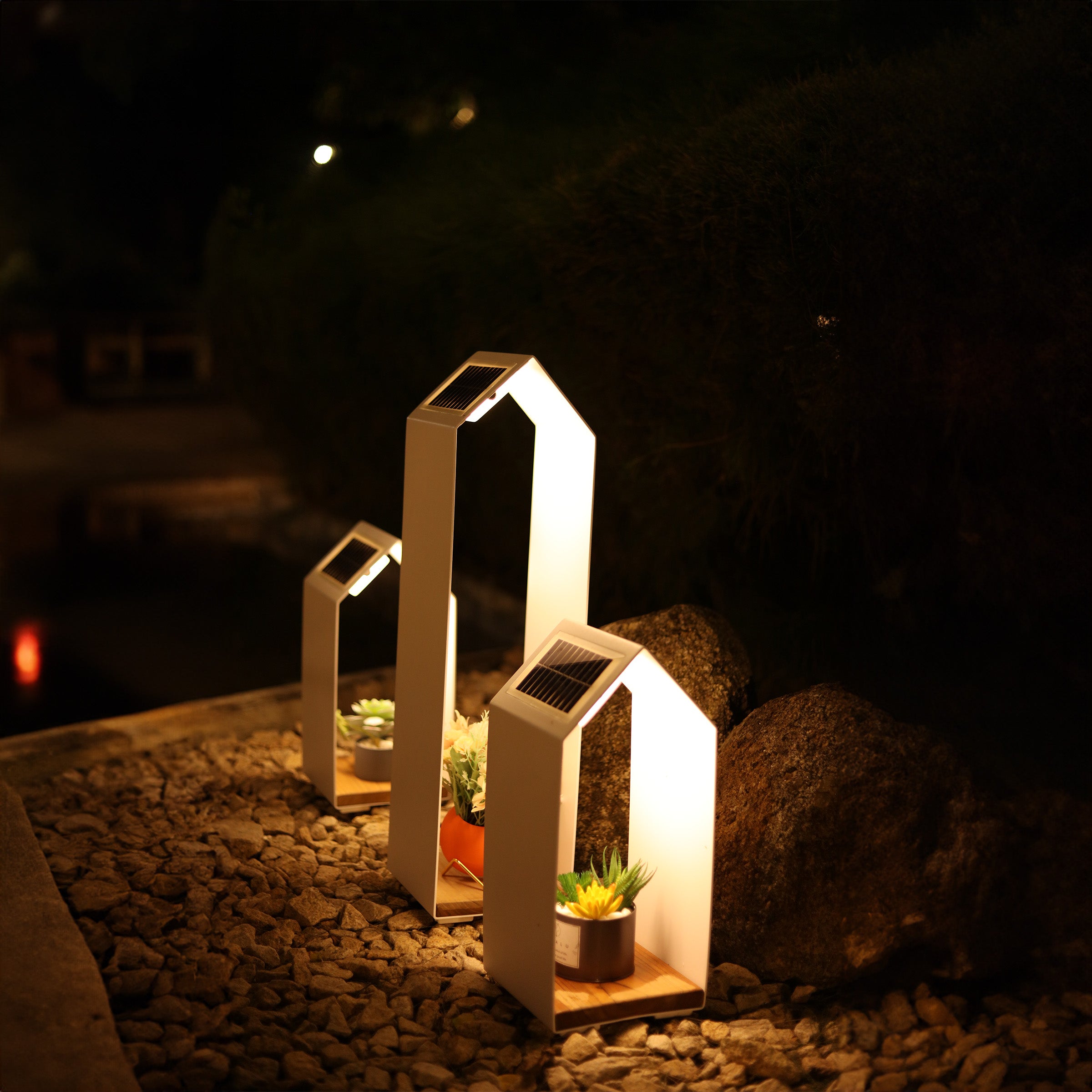 SAND MATT Outdoor Light Tall MYX-LS0202 - Smart Outdoors - ebarza Furniture UAE | Shop Modern Furniture in Abu Dhabi & Dubai - مفروشات ايبازرا في الامارات | تسوق اثاث عصري وديكورات مميزة في دبي وابوظبي