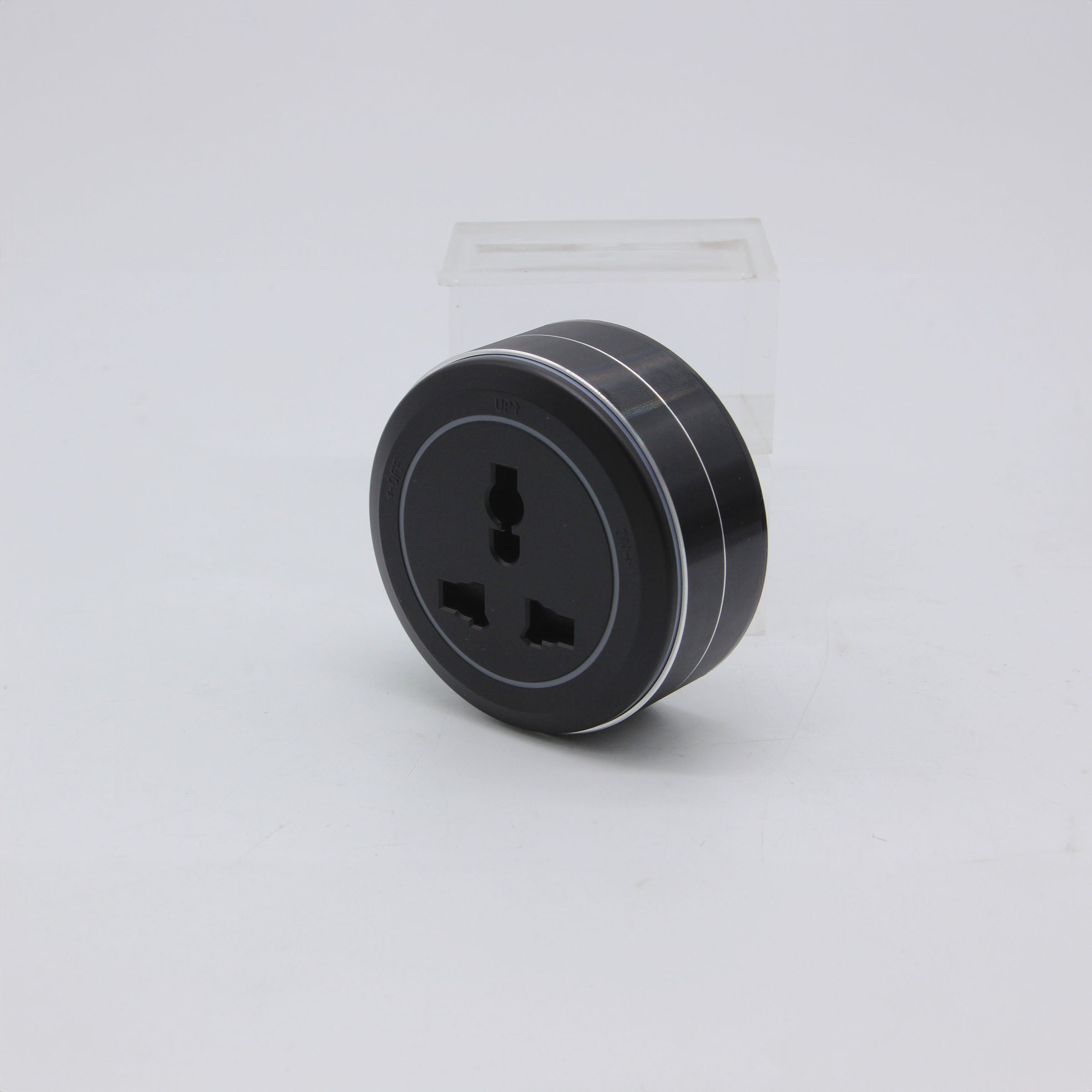 Universal Power Adapter AH04-CU - Power Track System - ebarza Furniture UAE | Shop Modern Furniture in Abu Dhabi & Dubai - مفروشات ايبازرا في الامارات | تسوق اثاث عصري وديكورات مميزة في دبي وابوظبي