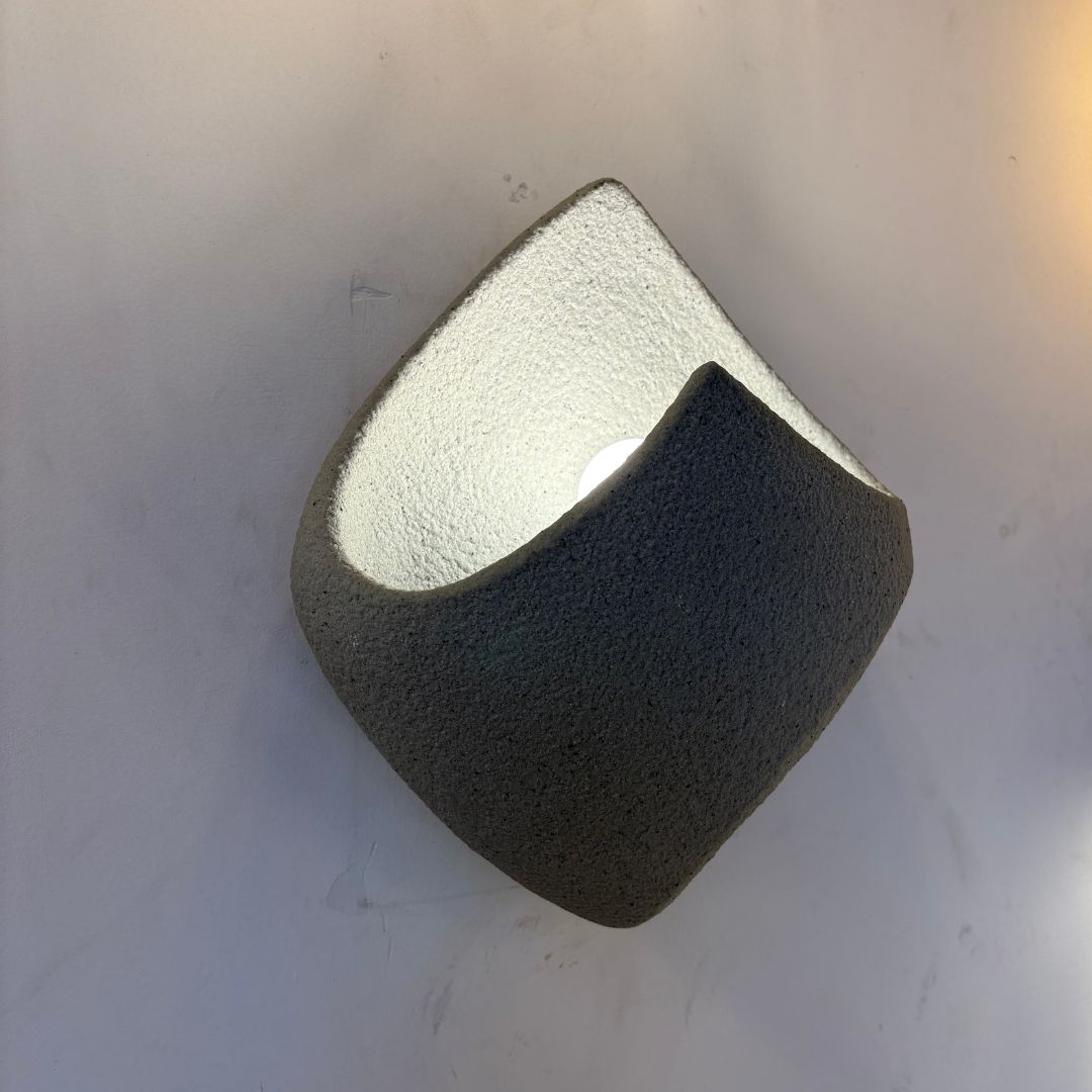 Resin Pendant Light HTD-2407-B - Pendant Lamps - ebarza Furniture UAE | Shop Modern Furniture in Abu Dhabi & Dubai - مفروشات ايبازرا في الامارات | تسوق اثاث عصري وديكورات مميزة في دبي وابوظبي