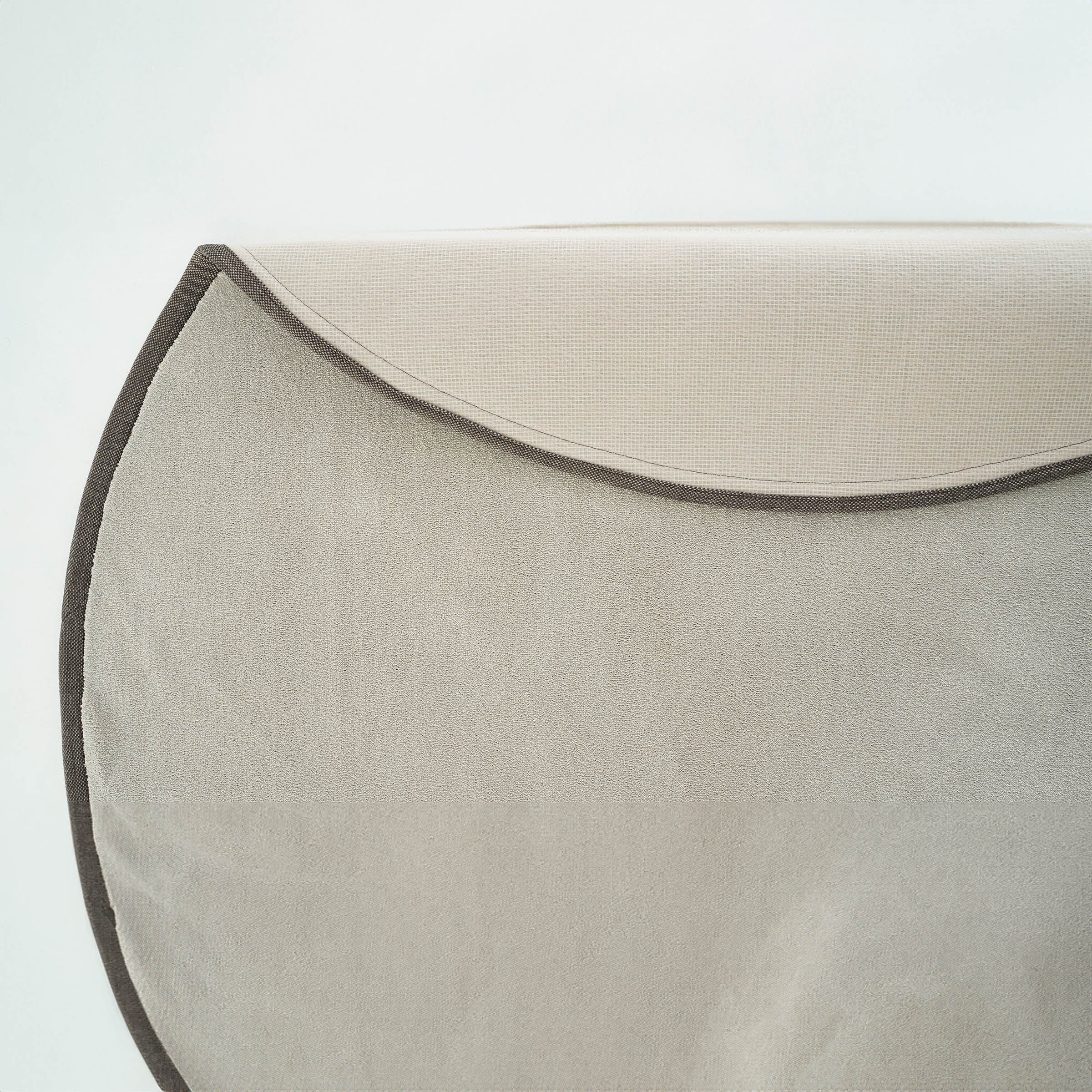 D300 CM BOUNTY 74 MONTEREY Rug 80208 - Rugs - ebarza Furniture UAE | Shop Modern Furniture in Abu Dhabi & Dubai - مفروشات ايبازرا في الامارات | تسوق اثاث عصري وديكورات مميزة في دبي وابوظبي