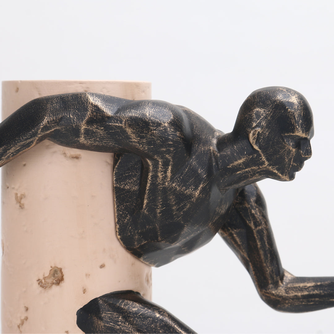 Running Man KA3123A - Home Decor Figurines - ebarza Furniture UAE | Shop Modern Furniture in Abu Dhabi & Dubai - مفروشات ايبازرا في الامارات | تسوق اثاث عصري وديكورات مميزة في دبي وابوظبي