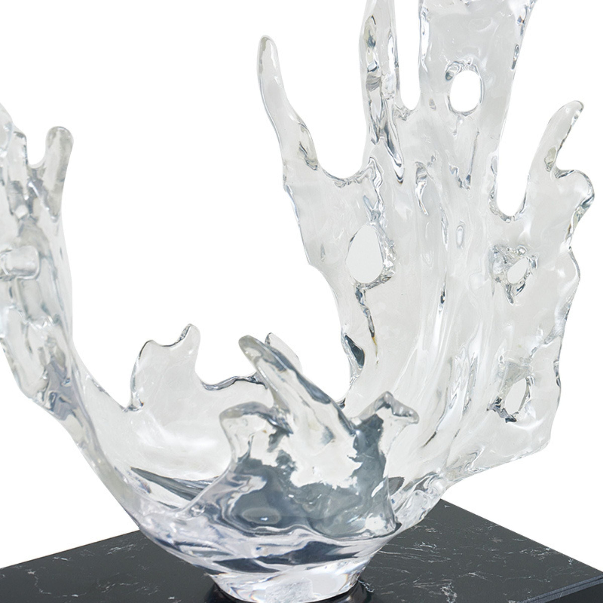 CLEAR ABSTRACT SCULPTURE SH-S021 -  Home Decor Figurines - ebarza Furniture UAE | Shop Modern Furniture in Abu Dhabi & Dubai - مفروشات ايبازرا في الامارات | تسوق اثاث عصري وديكورات مميزة في دبي وابوظبي