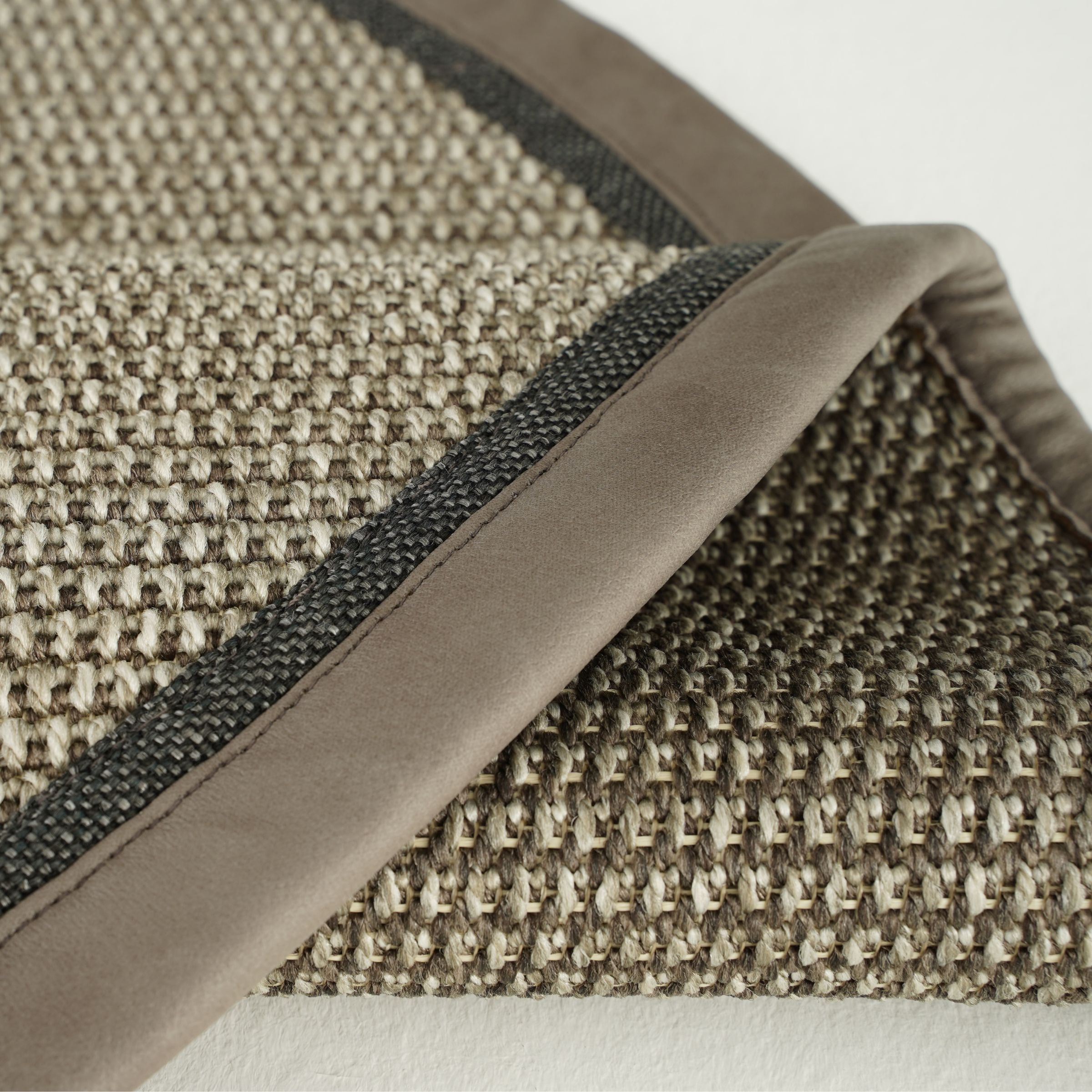 D150 CM SISAL CARPET MONTANA CH-SSLMTNA-RS - Rugs - ebarza Furniture UAE | Shop Modern Furniture in Abu Dhabi & Dubai - مفروشات ايبازرا في الامارات | تسوق اثاث عصري وديكورات مميزة في دبي وابوظبي