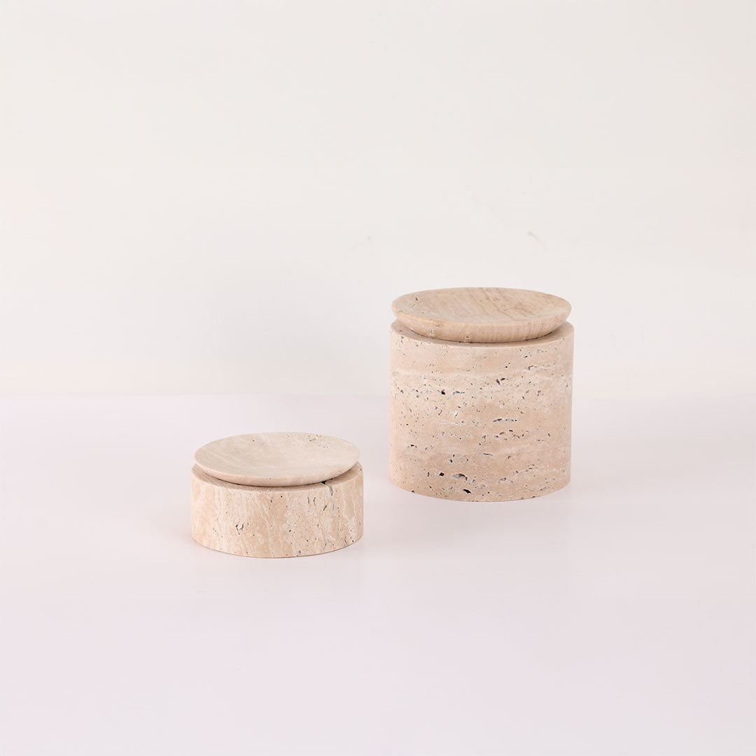 Storage Jar-L - KD4001L - Home Decor Figurines - ebarza Furniture UAE | Shop Modern Furniture in Abu Dhabi & Dubai - مفروشات ايبازرا في الامارات | تسوق اثاث عصري وديكورات مميزة في دبي وابوظبي